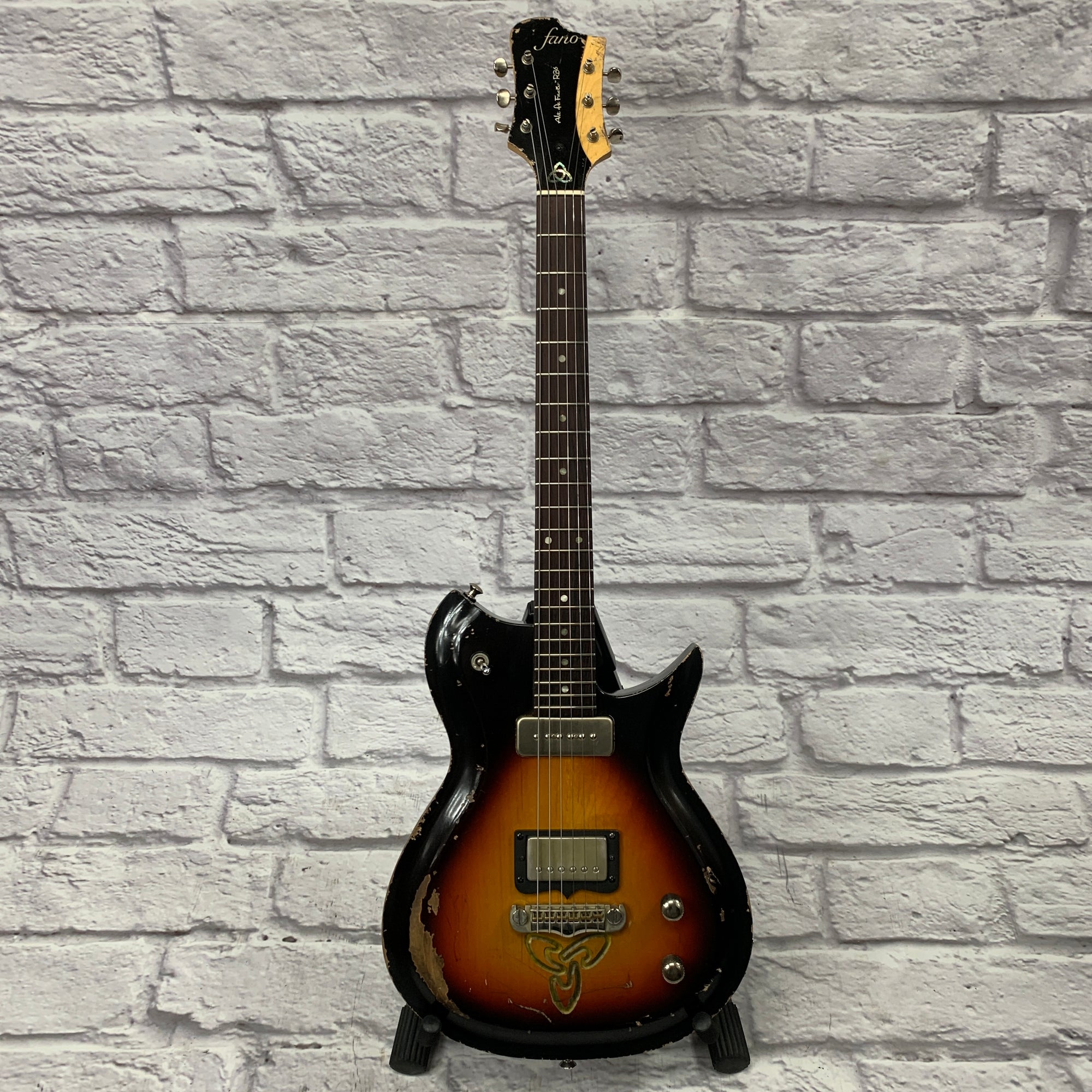 Custom Dennis Fano Alt de Facto RB6 Relic Sunburst w/ Case