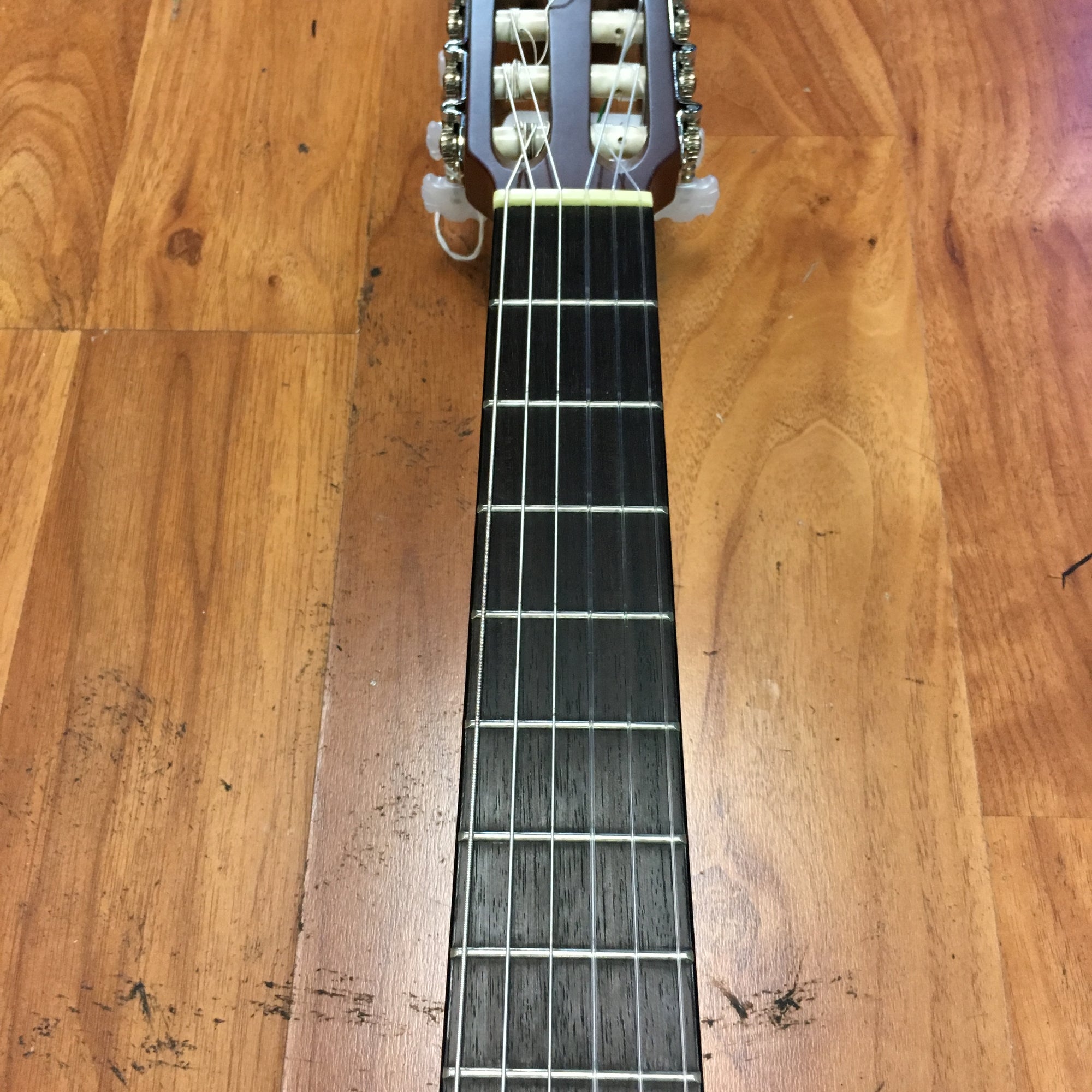 ** Squier MC-1 Short Scale Classical Guitar