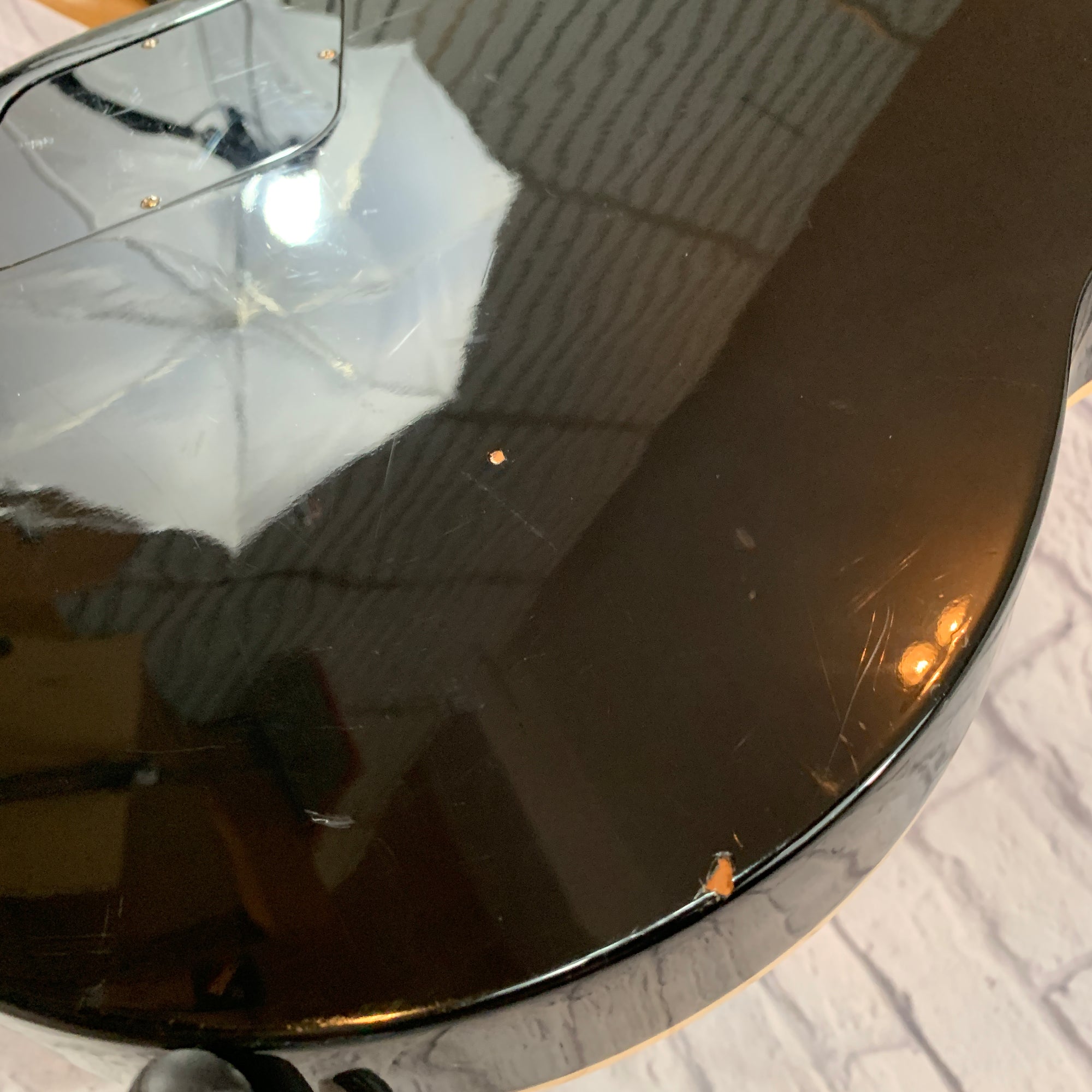 Gibson Les Paul Standard Ebony 2012 with Hardshell Case