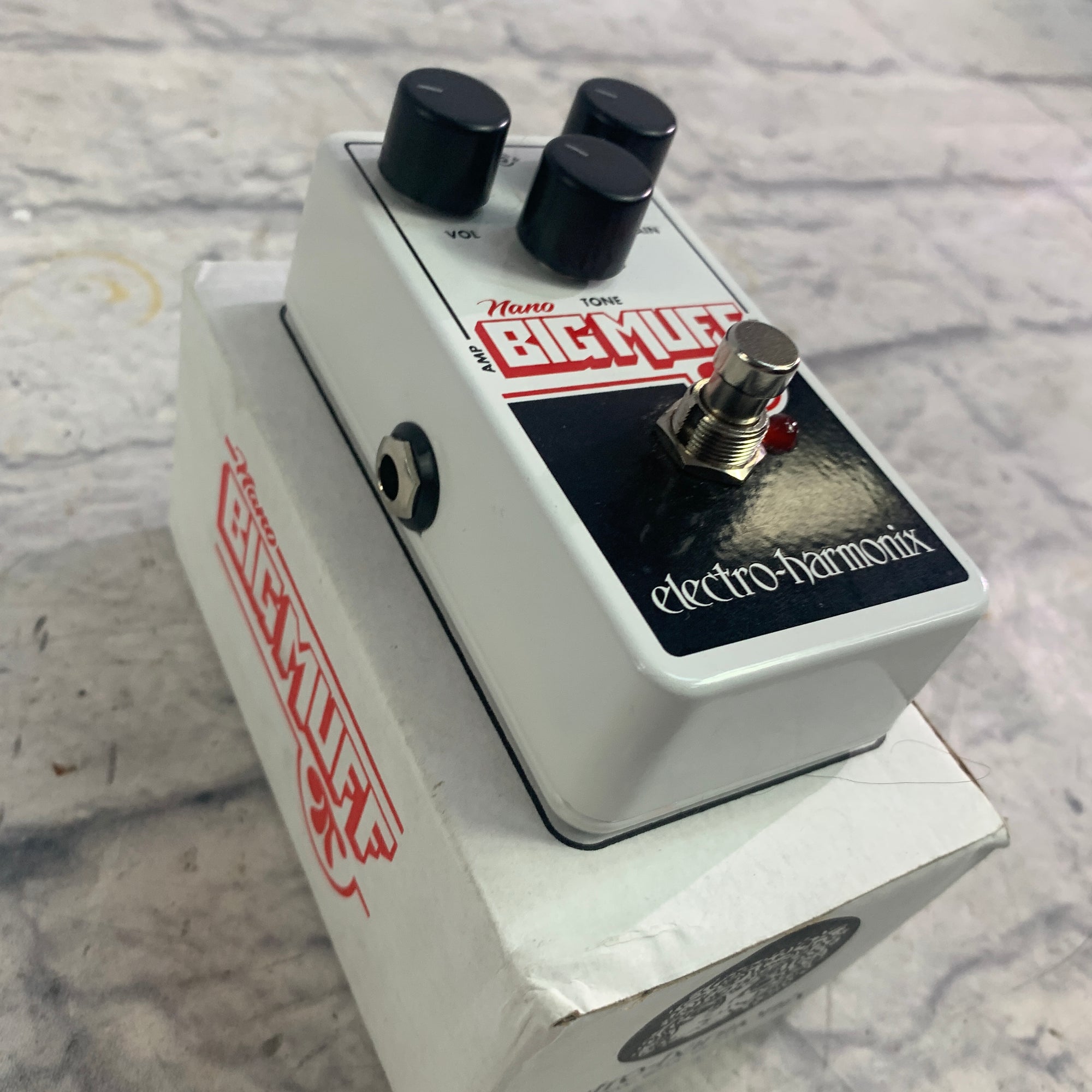 Electro-Harmonix Big Muff Nano Fuzz Pedal