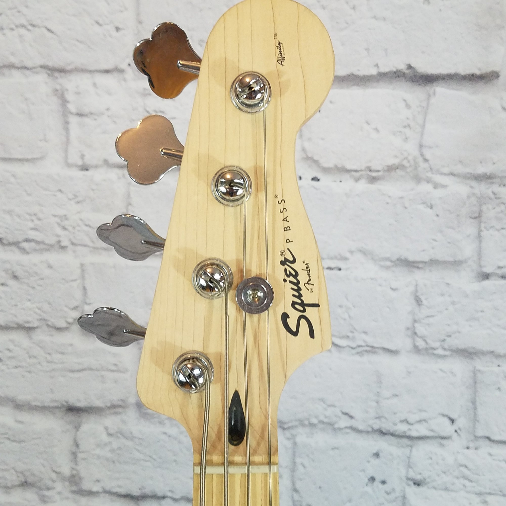 Squire Affinity Series 4 String Brown Burst P Bass