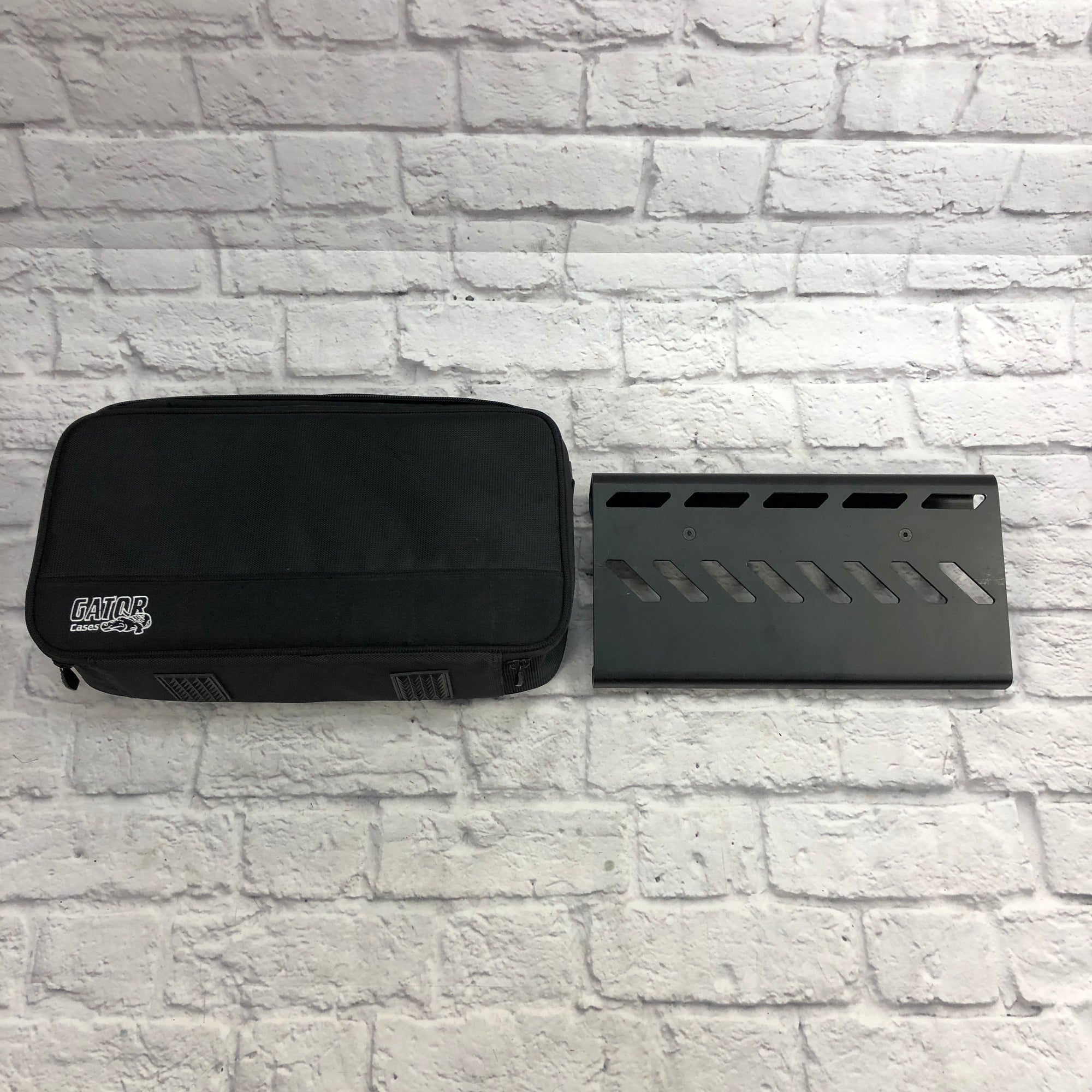 Gator Small Aluminum Pedal Board with Bag