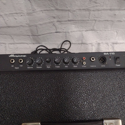 Ampeg BA-115 v1 Bass Combo Amp