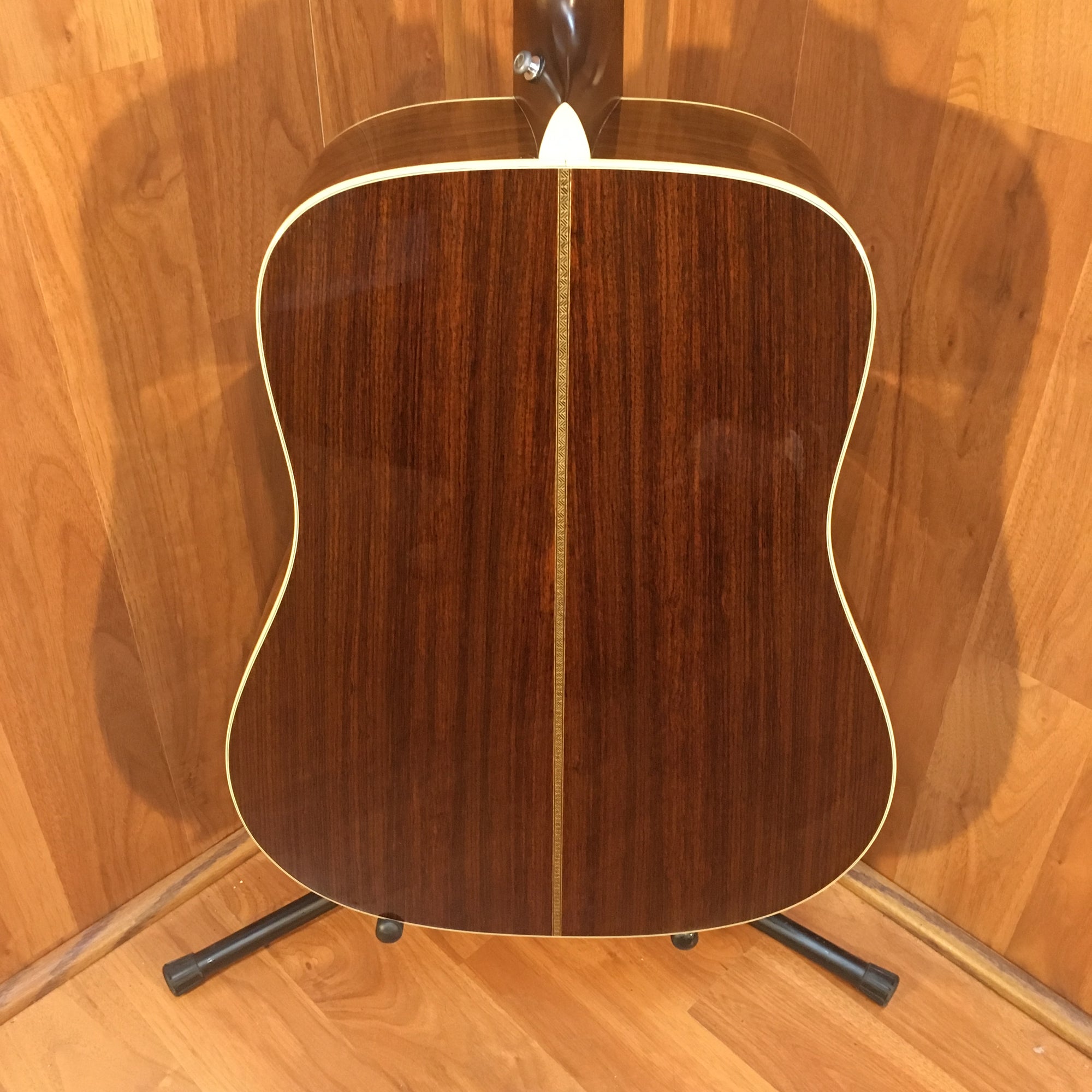 Martin HD28VR Natural Finish Acoustic Guitar w Hard Case
