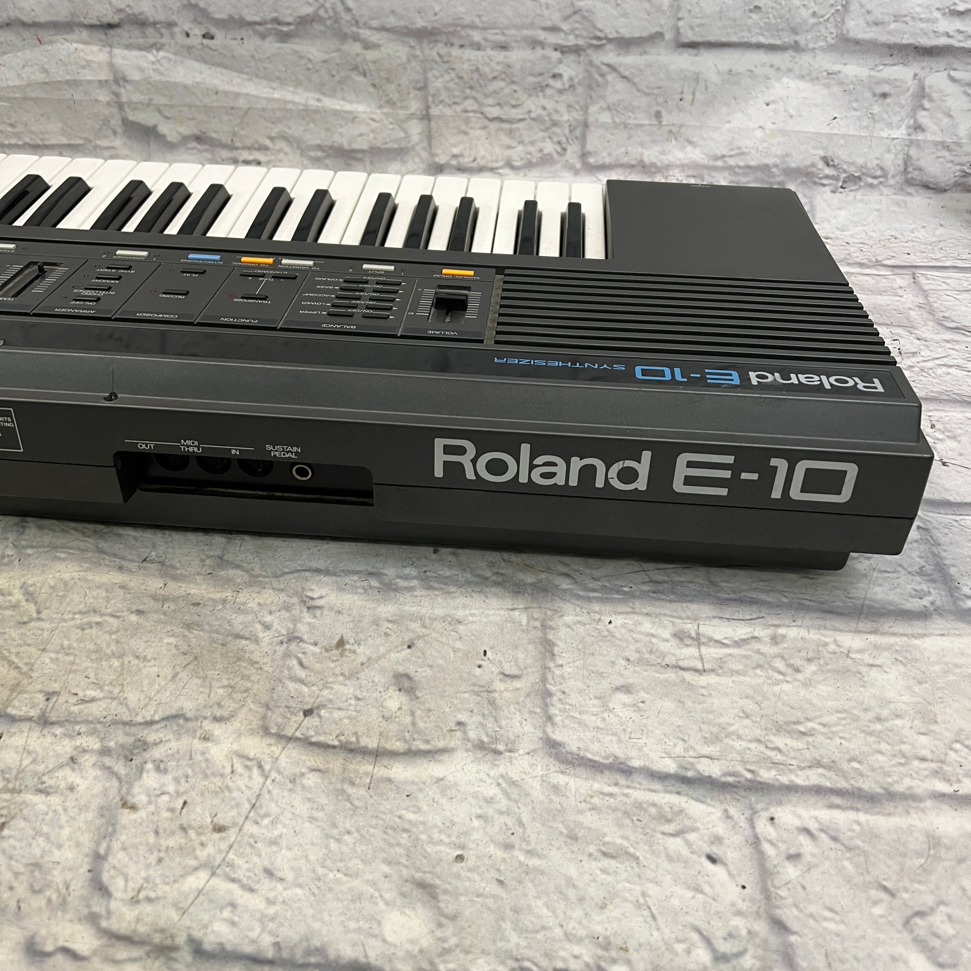 その他 Roland AE-10 ローランドが初のデジタル・ウインド・インストゥルメントを発表