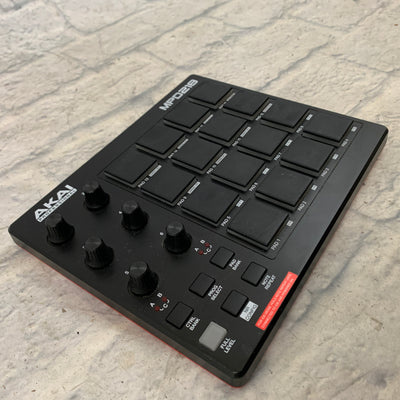 Akai MPD218 MIDI USB 16 Pad Controller