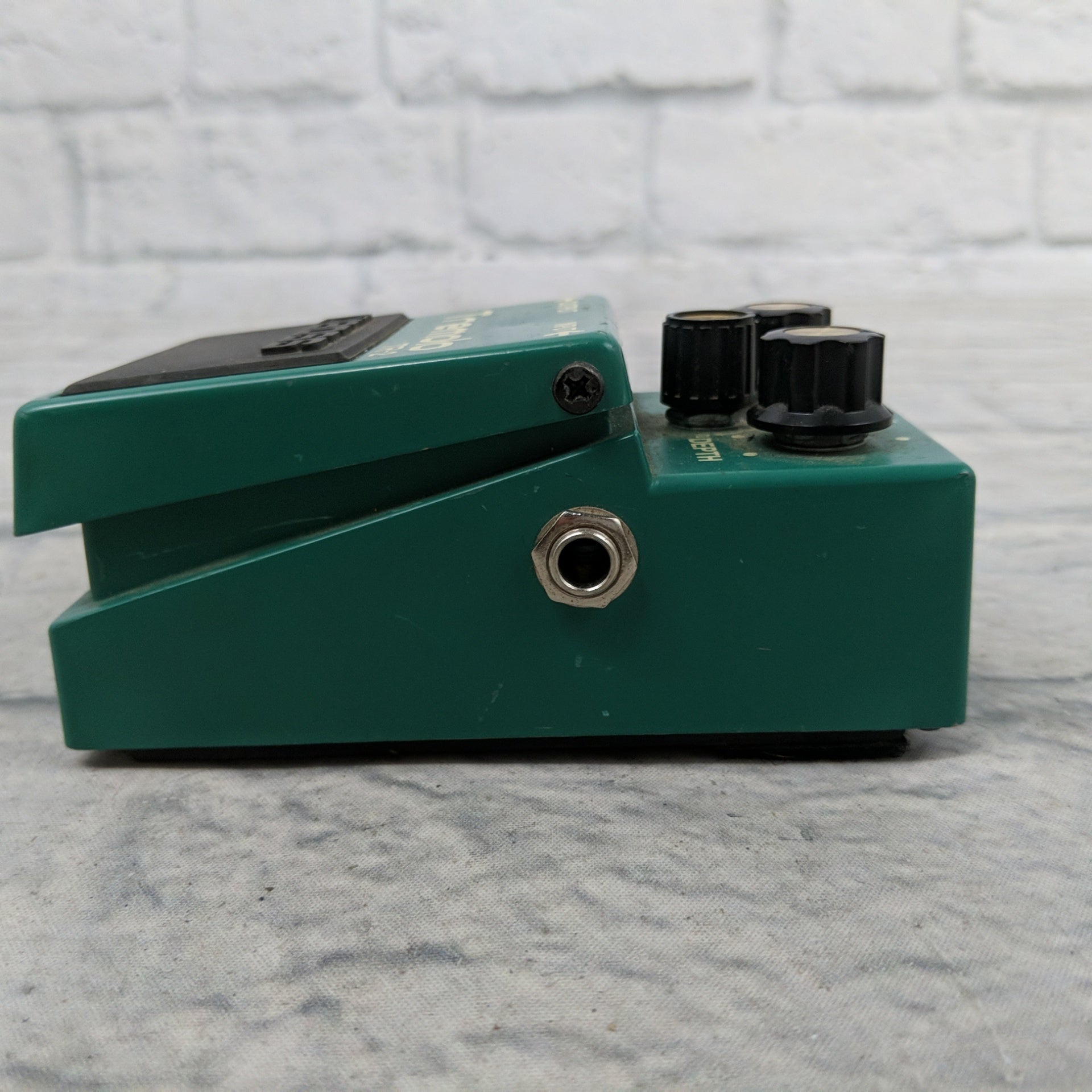 Boss TR-2 Tremolo Pedal