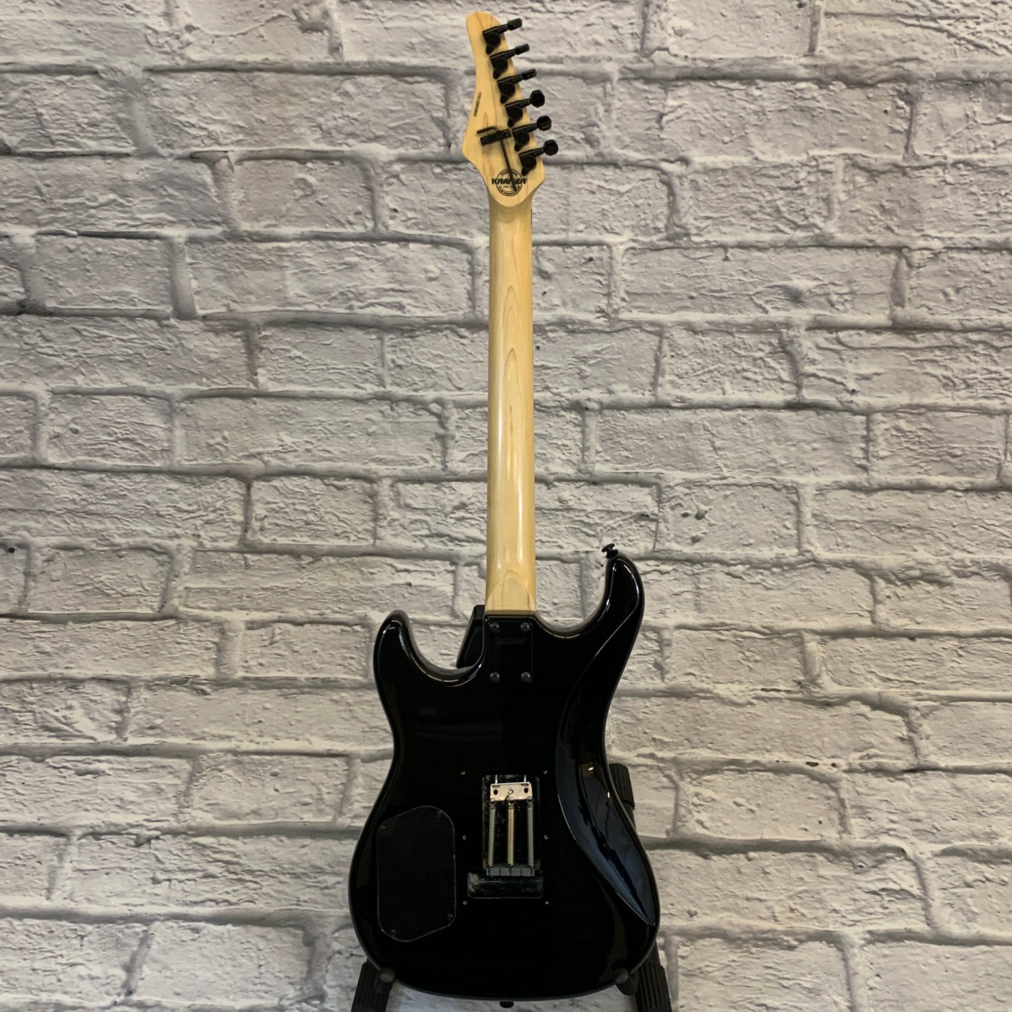 ファッションの Classic Pacer Kramer Series Black Guitar Electric ギター
