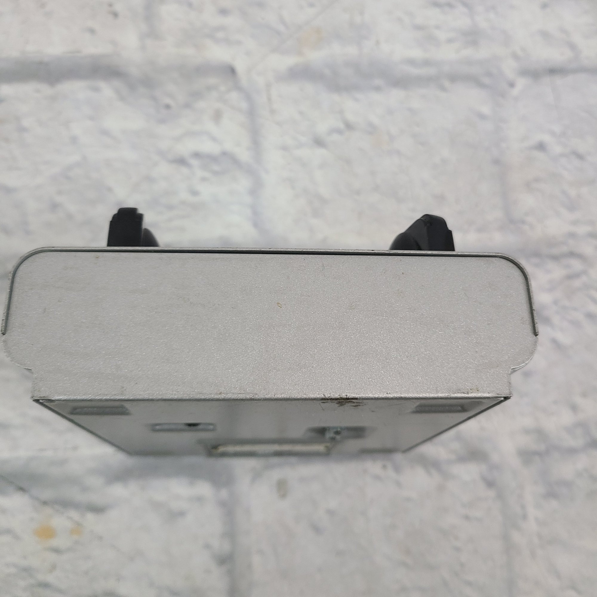 Behringer Tube Ultragain 100 Microphone Preamp