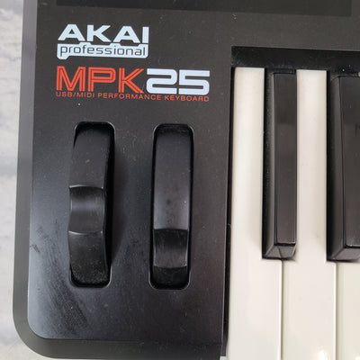 Akai MPK 25 Controller