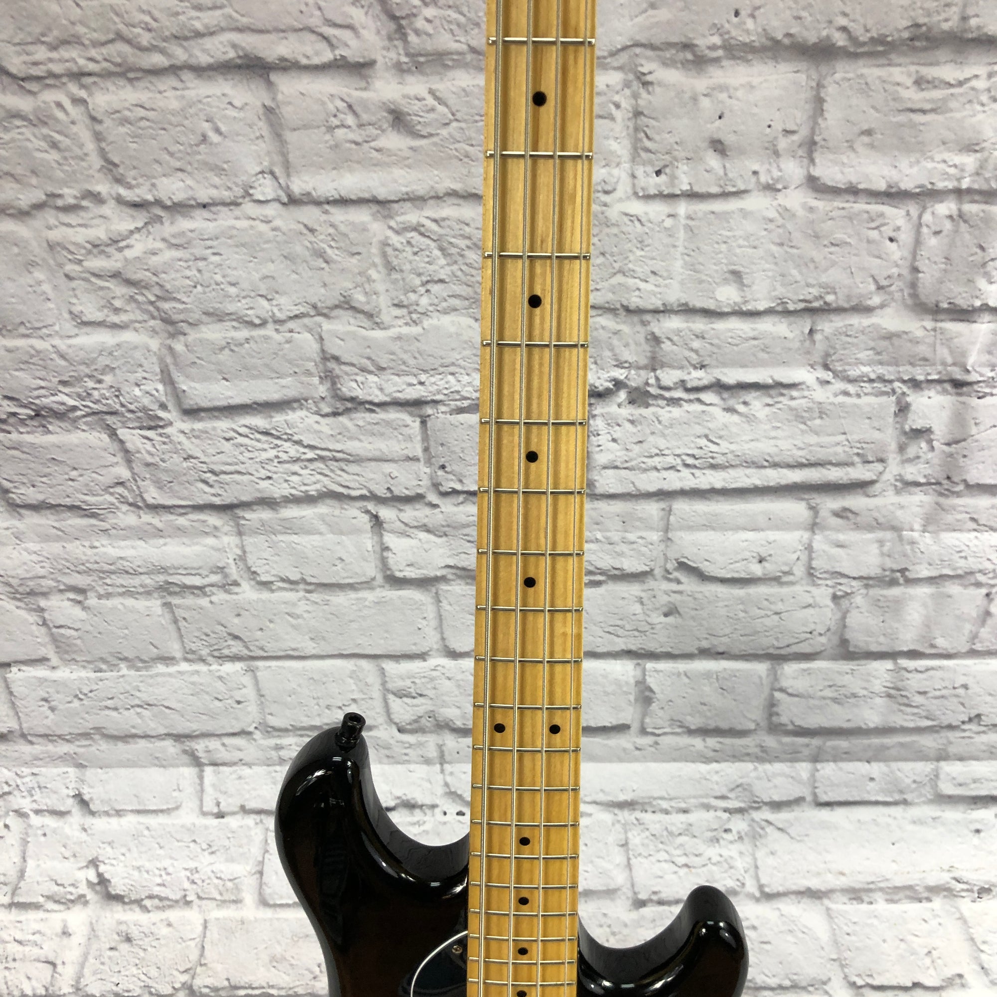 Squier Dimension 4 String Bass