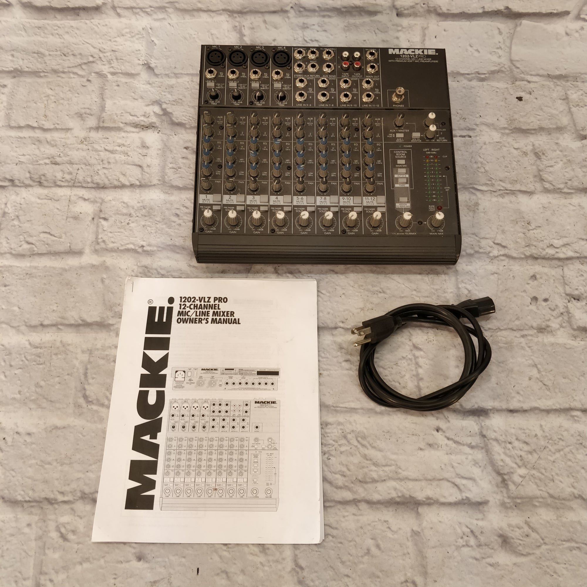 Mackie 1202-VLZ Pro - Evolution Music