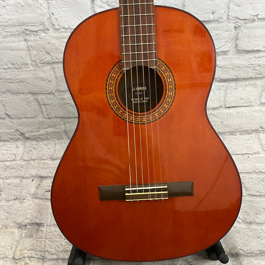 Vintage Yamaha G-65-1 Classical Guitar