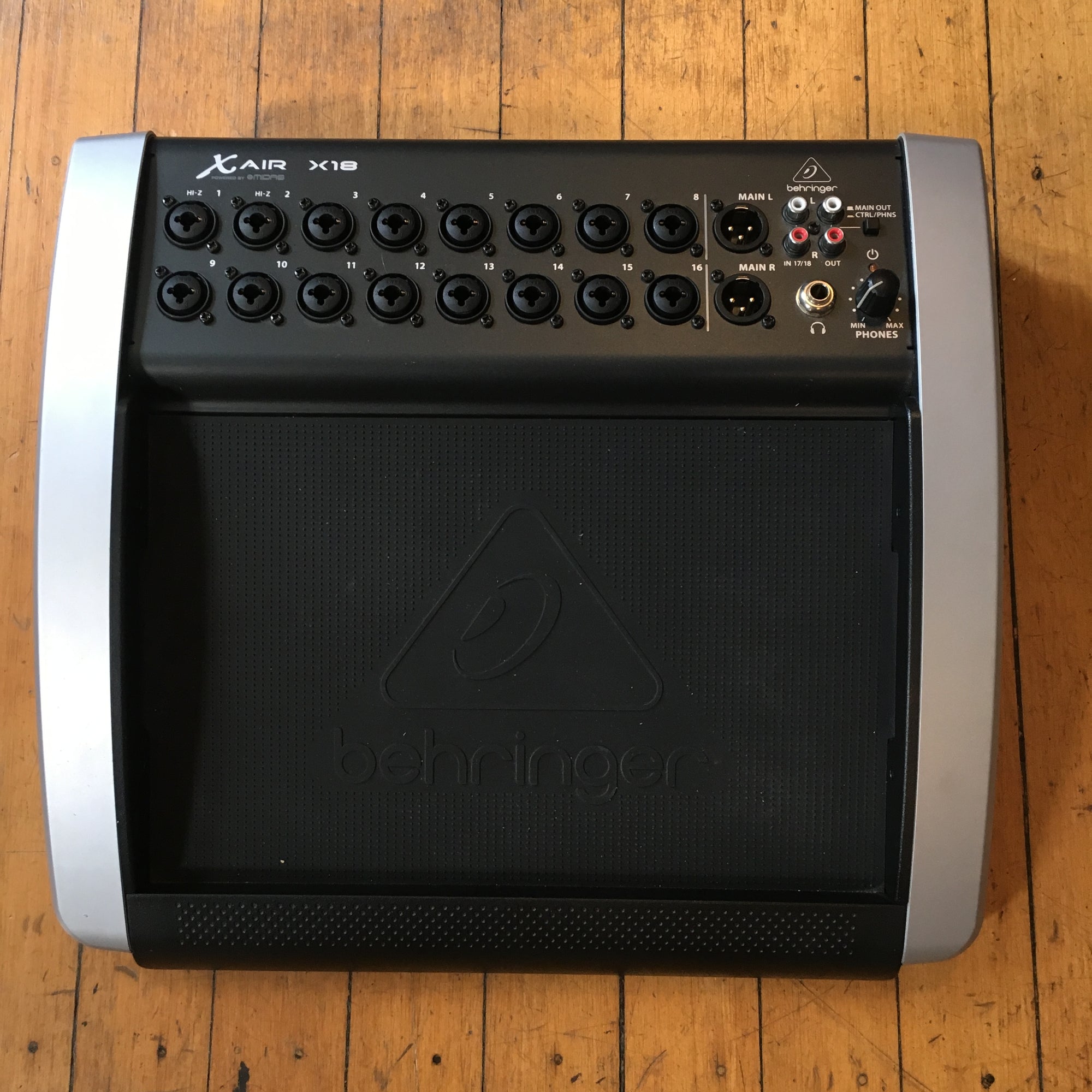 Behringer X18 XAIR Digital Mixer