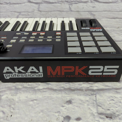 Akai MPK25 25 Key Midi Controller