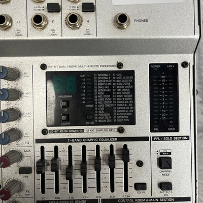 Behringer MX1804X Eurorack Mixer with Power Supply