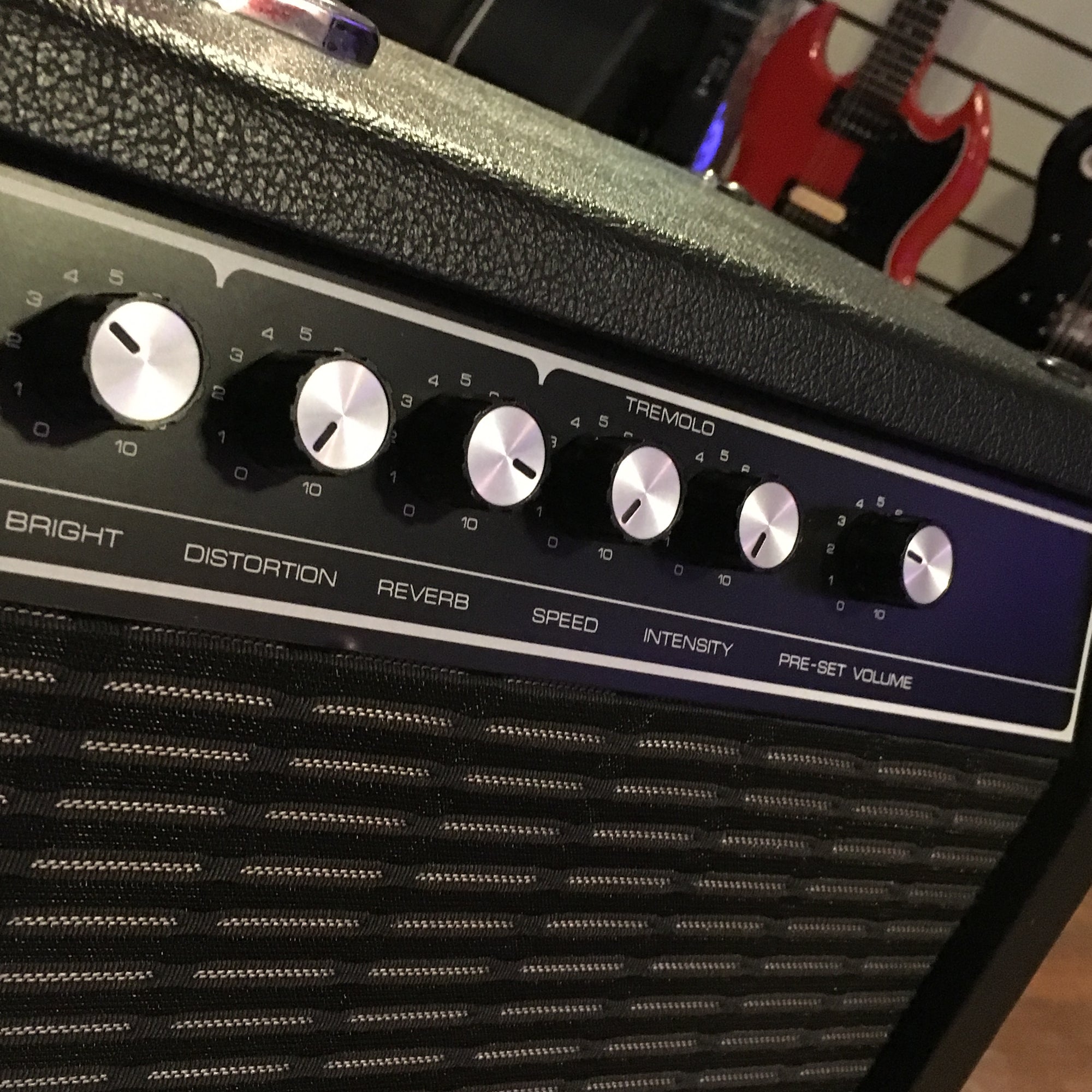 ** Yamaha Hundred115 Sold State Combo Amp