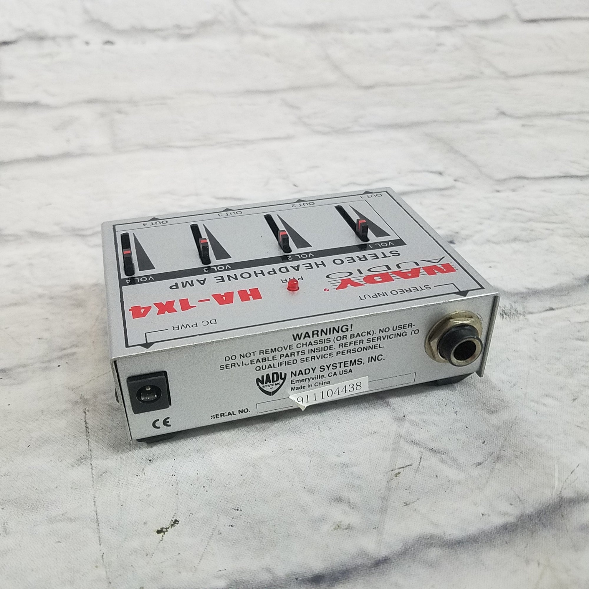 Hosa Technology MCA-428 - Single Channel Studio Microphone Preamplifier with Phantom Power