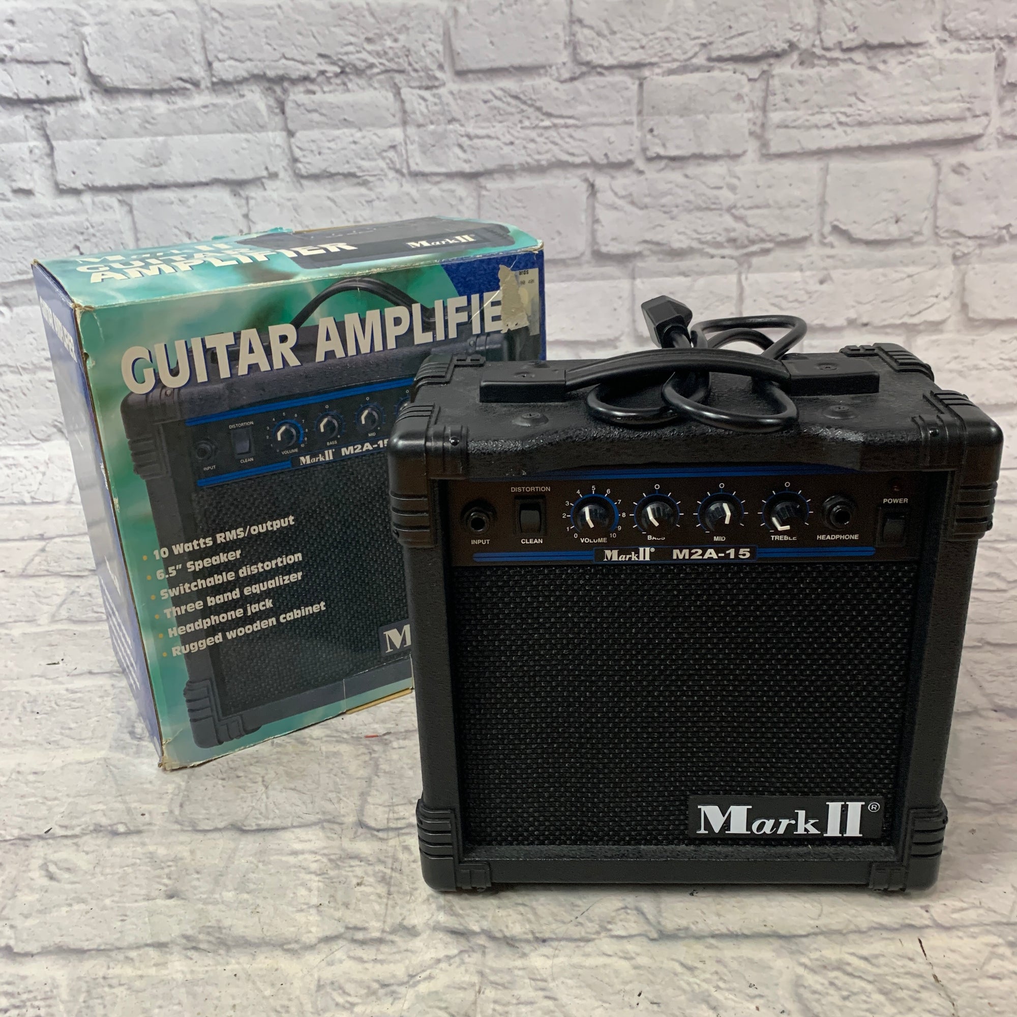 First Act Mark II M2A-15 Guitar Amp