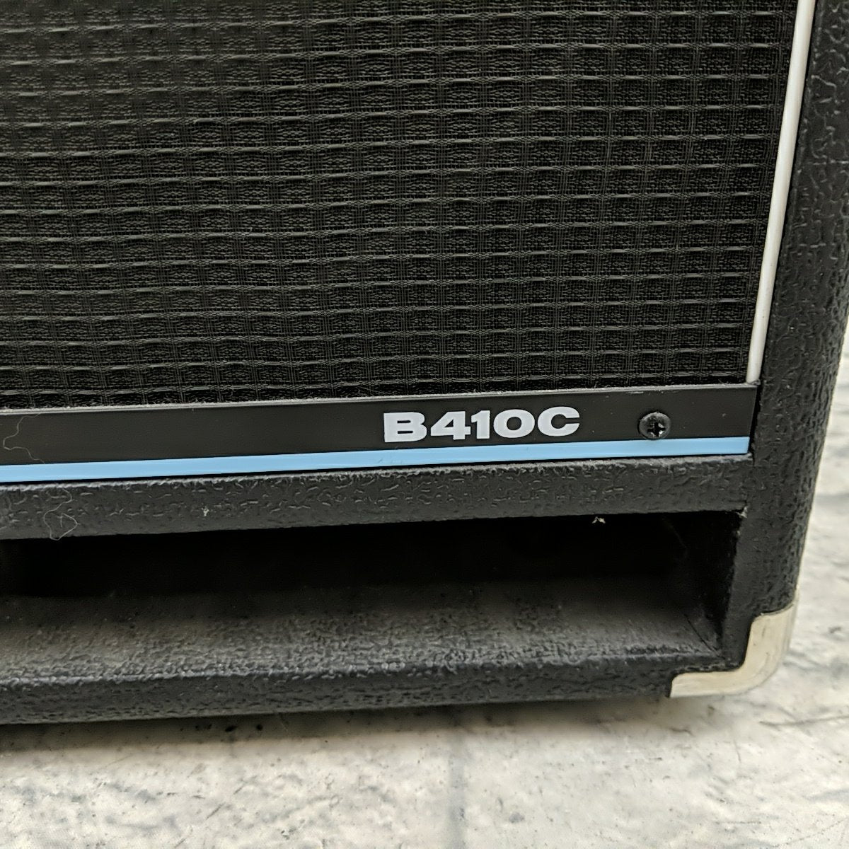 Acoustic B410C Classic 400W 4X10 Bass Speaker Cabinet