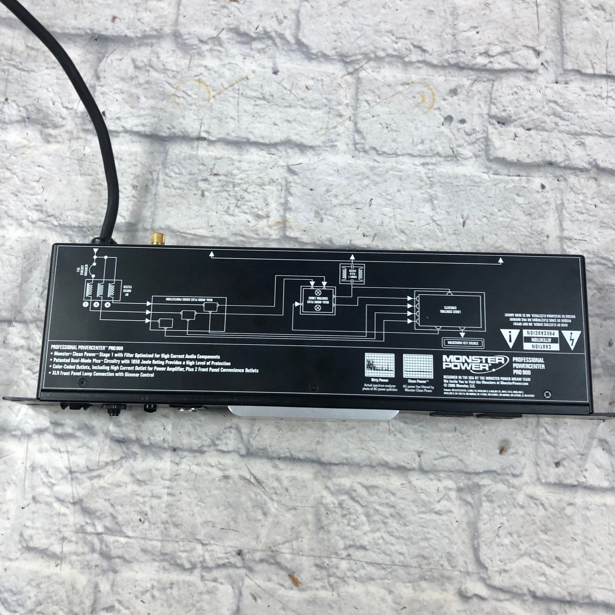 Monster Professional Power Center 900 Power Conditioner