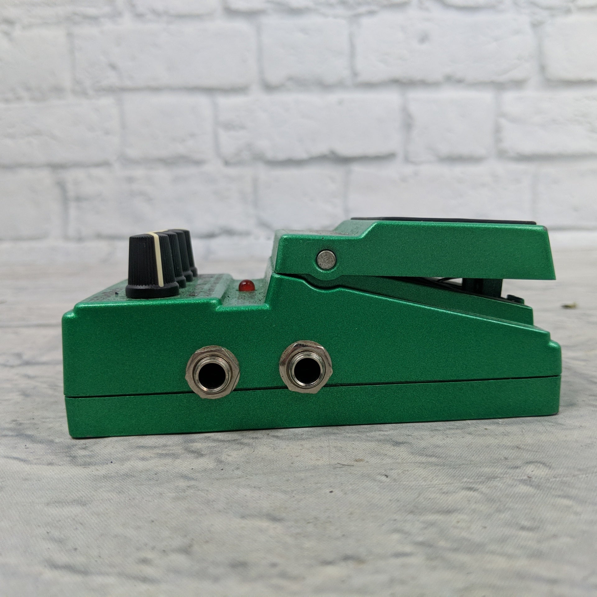 Digitech Synth Wah Envelope Filter Pedal - Evolution Music
