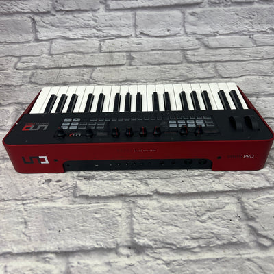 IK Multimedia Uno Synth Pro