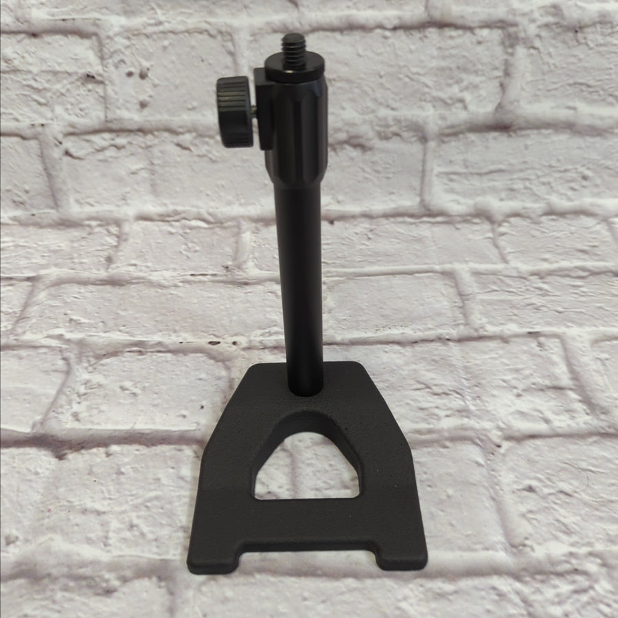 Unknown Weighted Straight Mic Stand