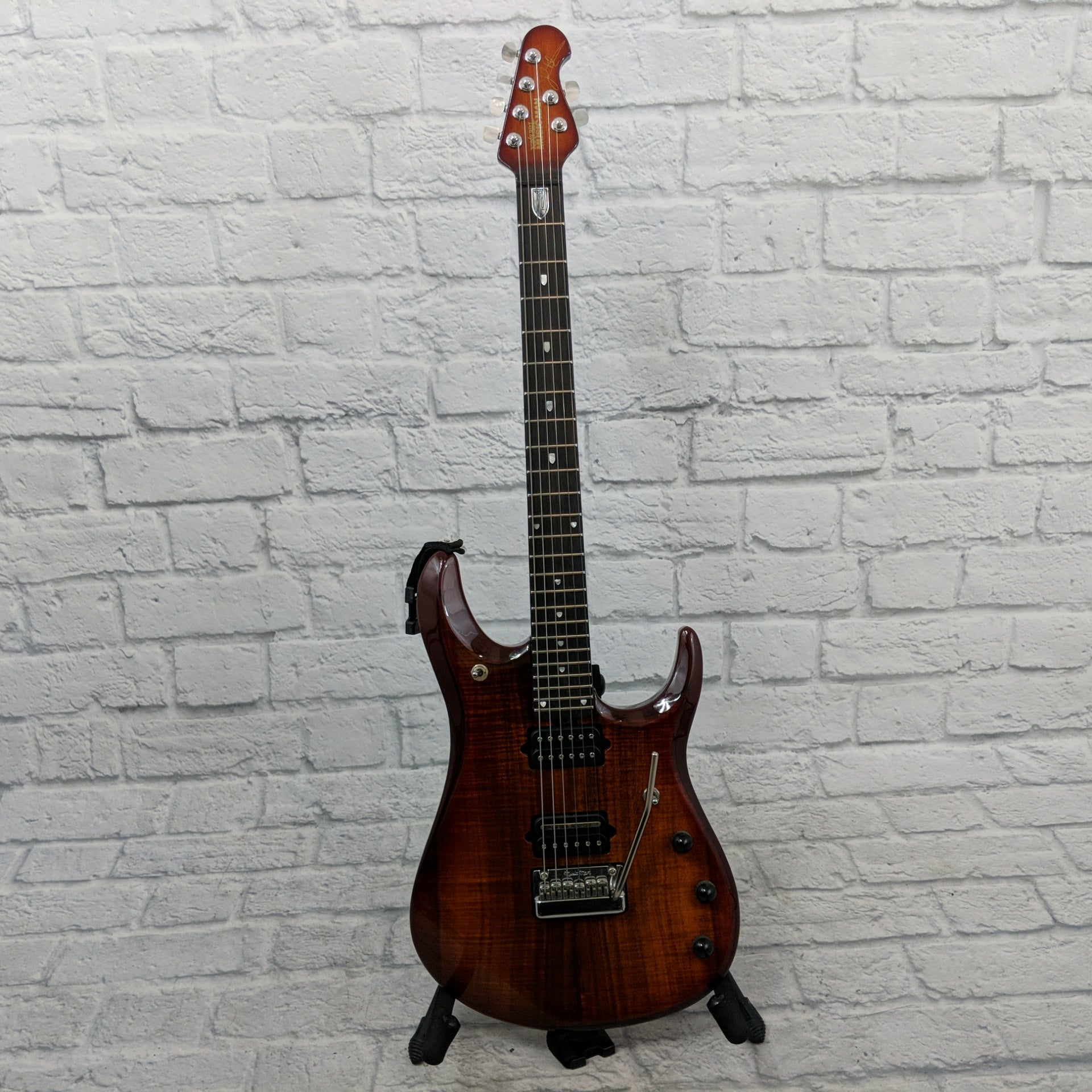 Ernie Ball Music Man John Petrucci Limited Editition BFR 6 Solidbody Electric Guitar