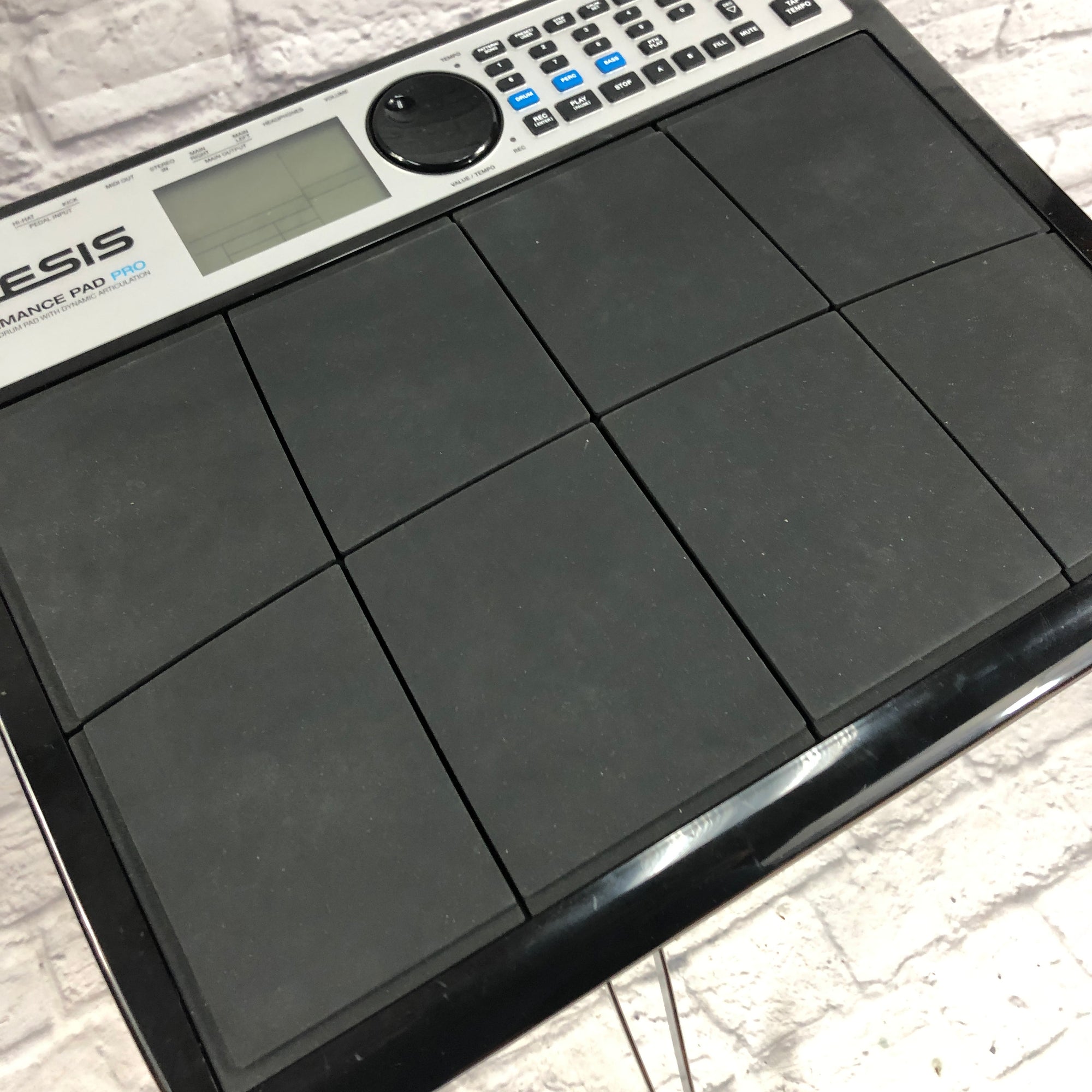 Alesis Sample Pad Pro with Stand and Power Supply