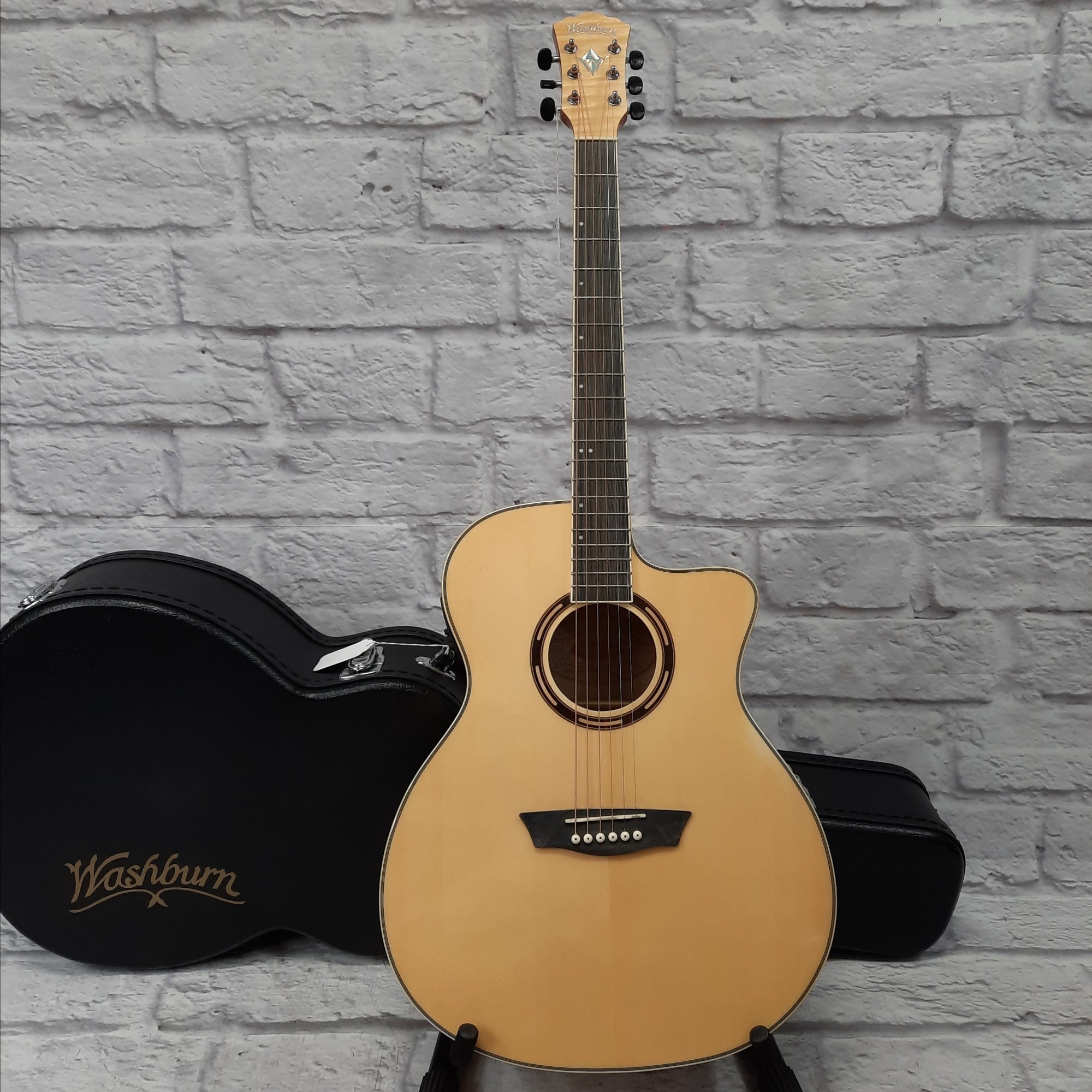 Washburn AG40CEK-A-U Arch top Guitar w/Hardcase