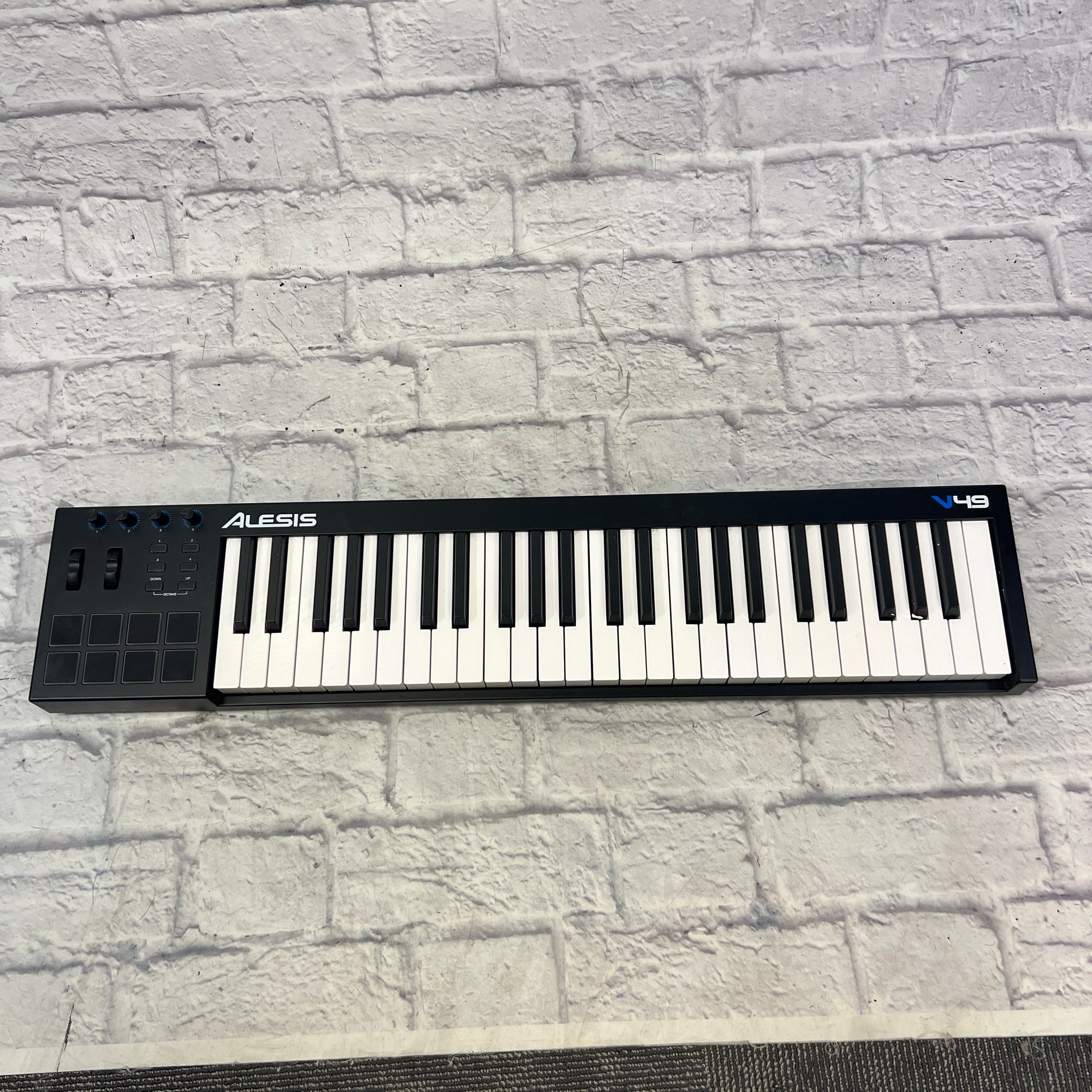 Alesis V49 49-Key MIDI Controller with Pads