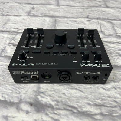 Roland VT-4 Voice Transformer Vocal Effect Pedal