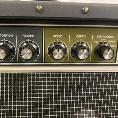 Roland JC-40 Jass Chorus 40-Watt 2x10" Guitar Combo Amp