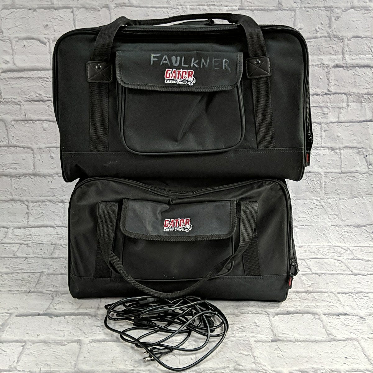 Electro-Voice ELX200-10 Powered Active Speaker Pair with Bags