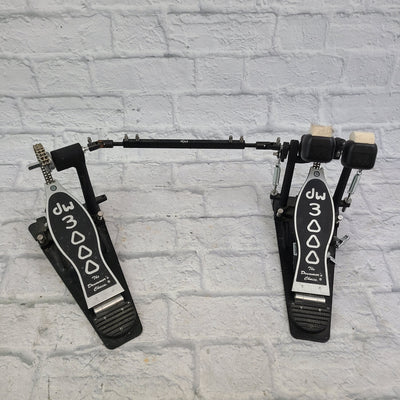 DW 3000 Series Double Kick Pedal