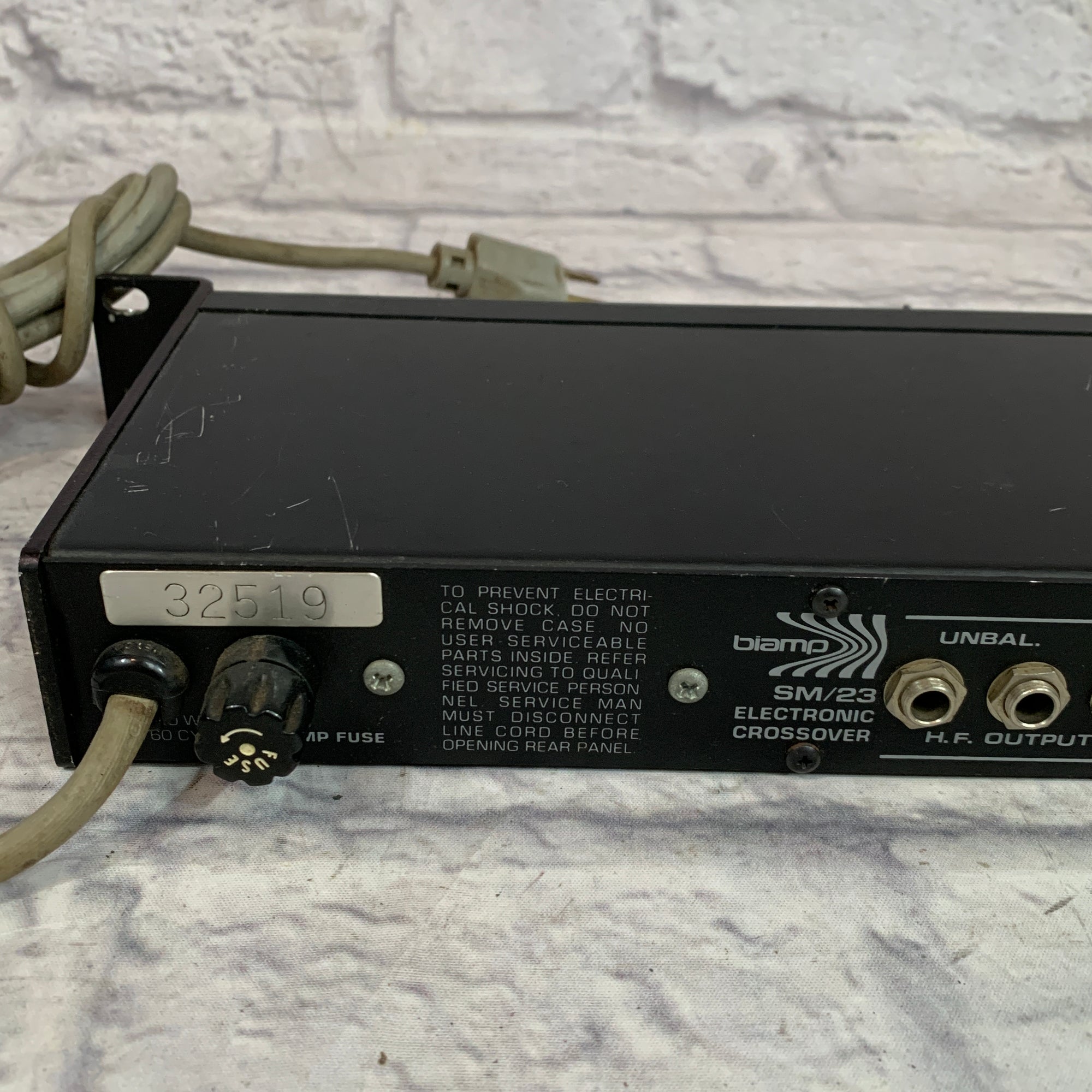 Biamp SM/23 Crossover