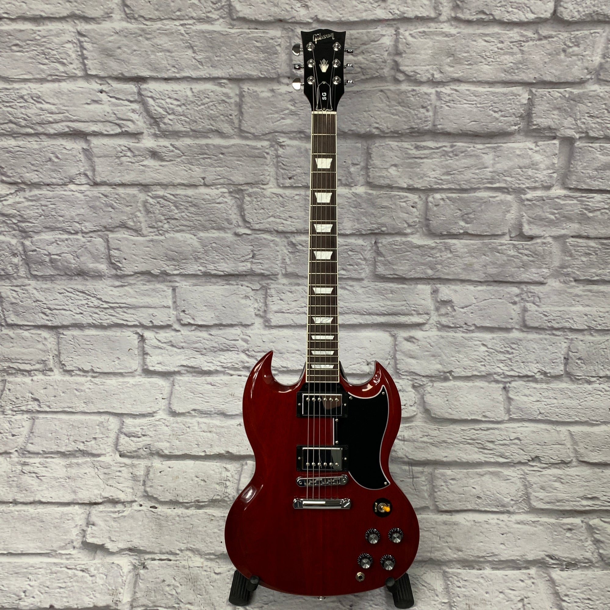 Gibson SG Standard Heritage Cherry w/ Case