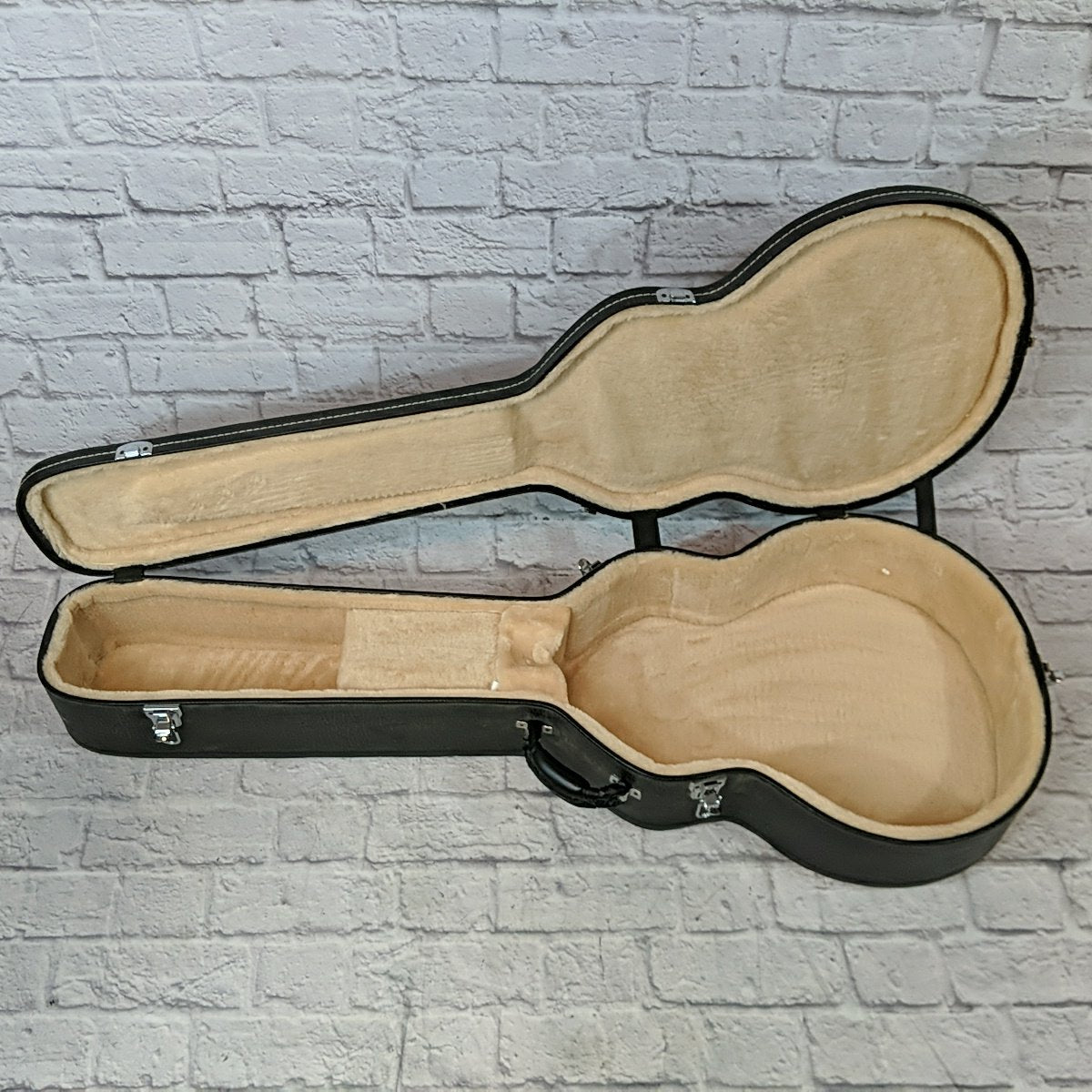 Tacoma Acoustic Bass Hard Case