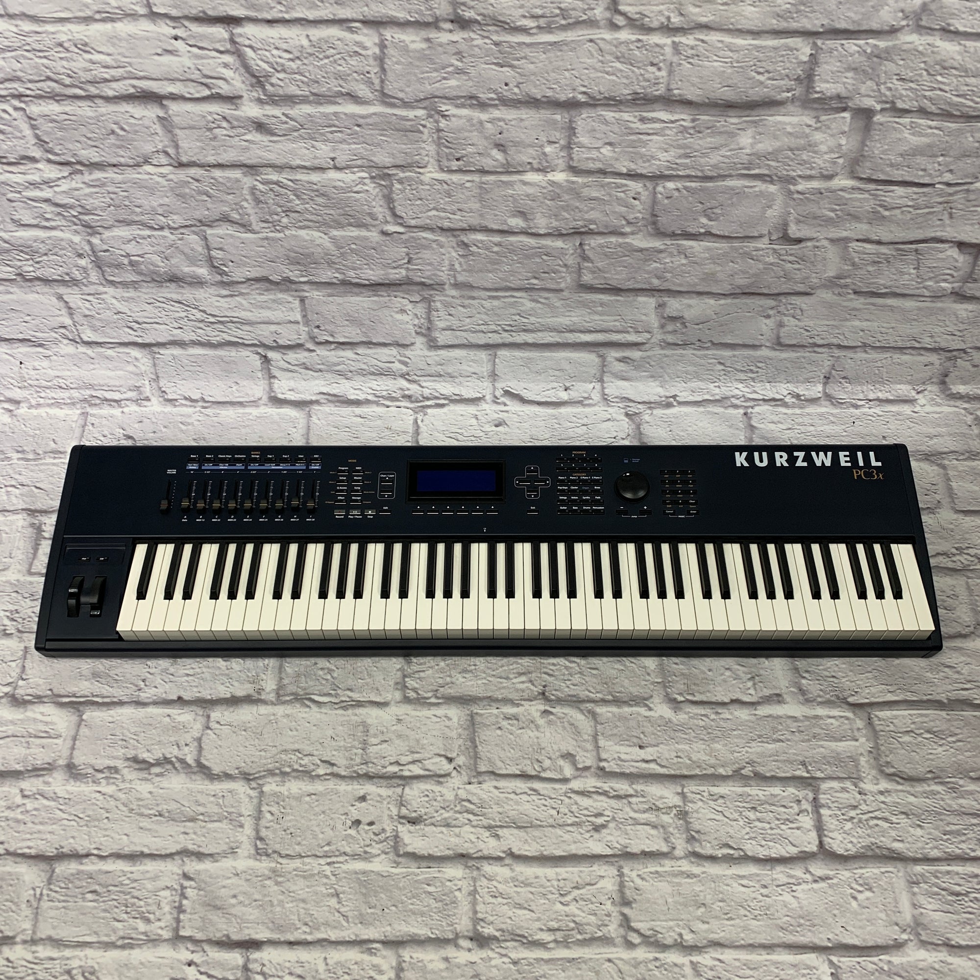 Kurzweil PC3x 88-Key Workstation