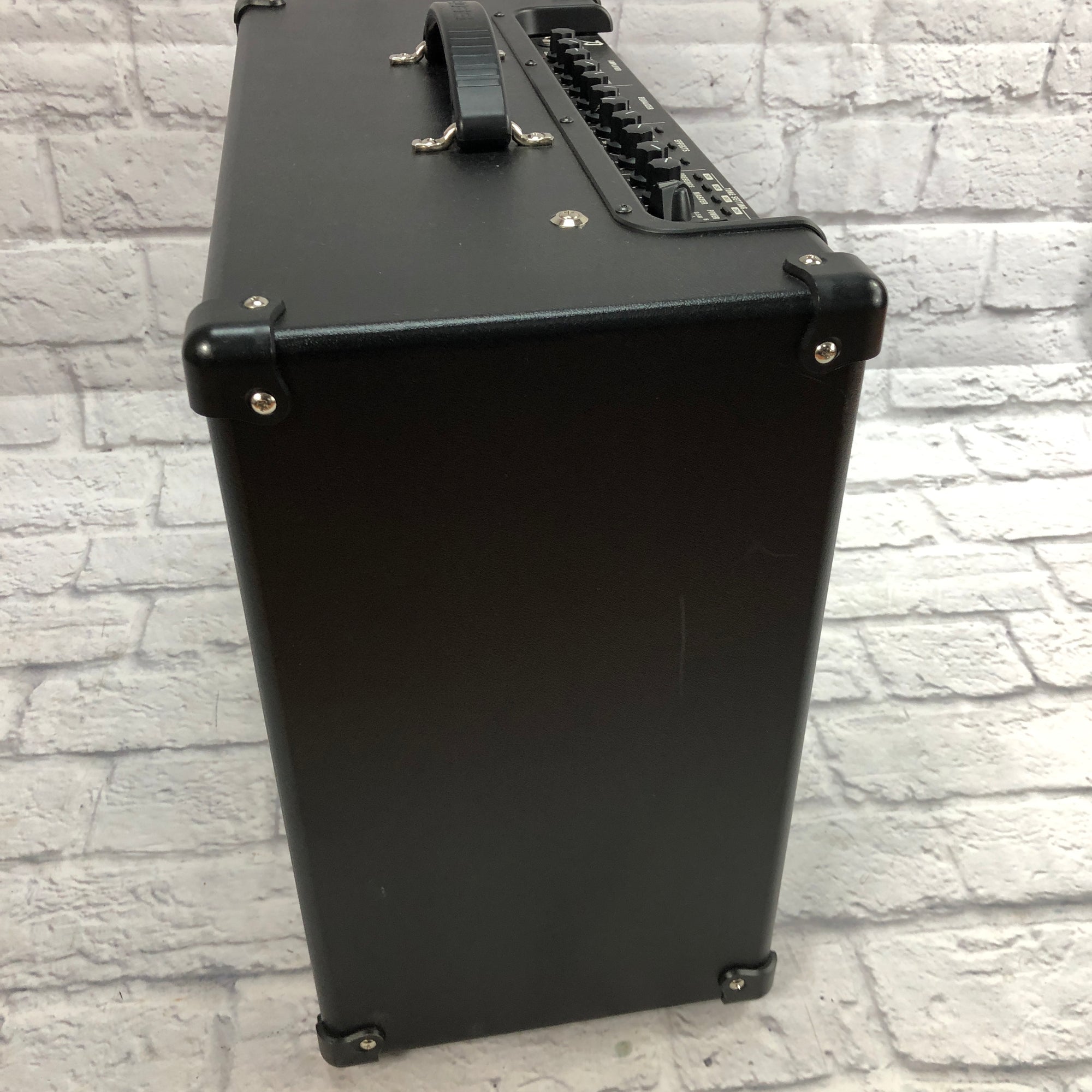 ** Boss Katana 100 Combo Amp