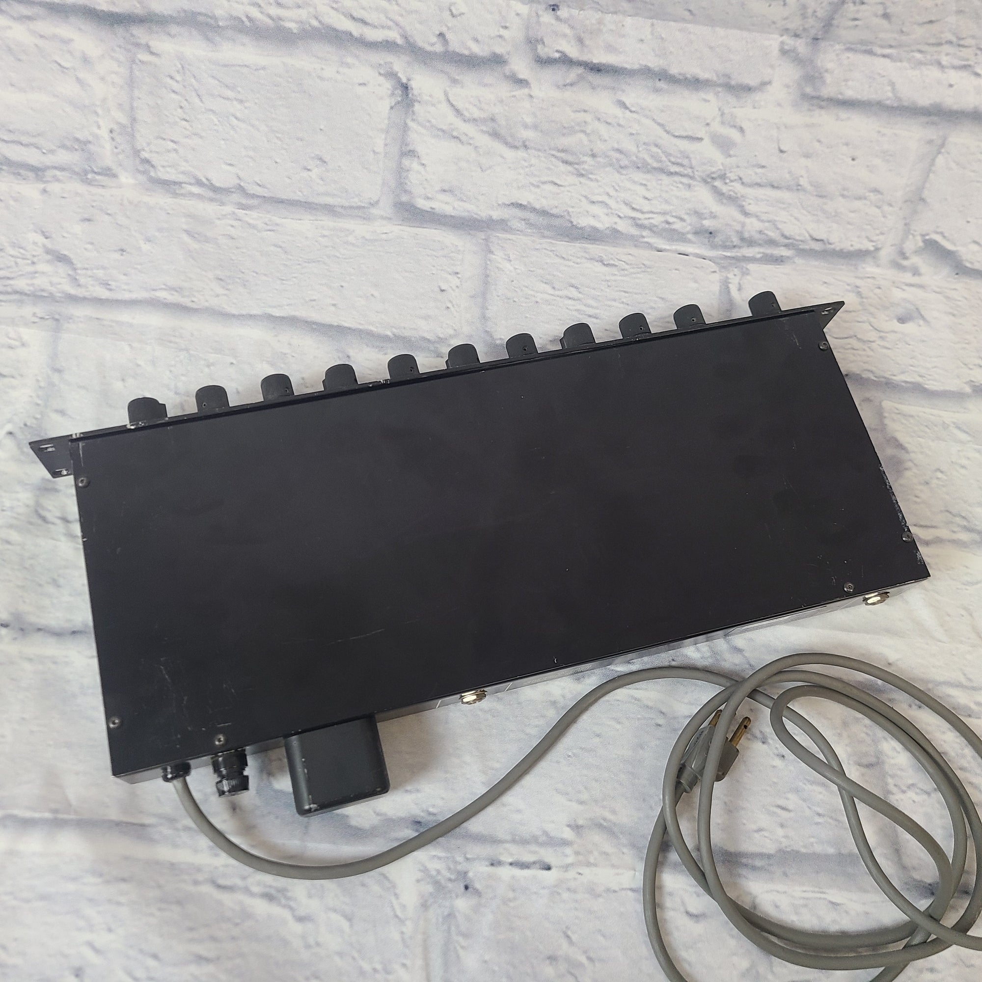 Audioarts Engineering Model 1500 Tuneable Notch Filter-Feedback Suppressor