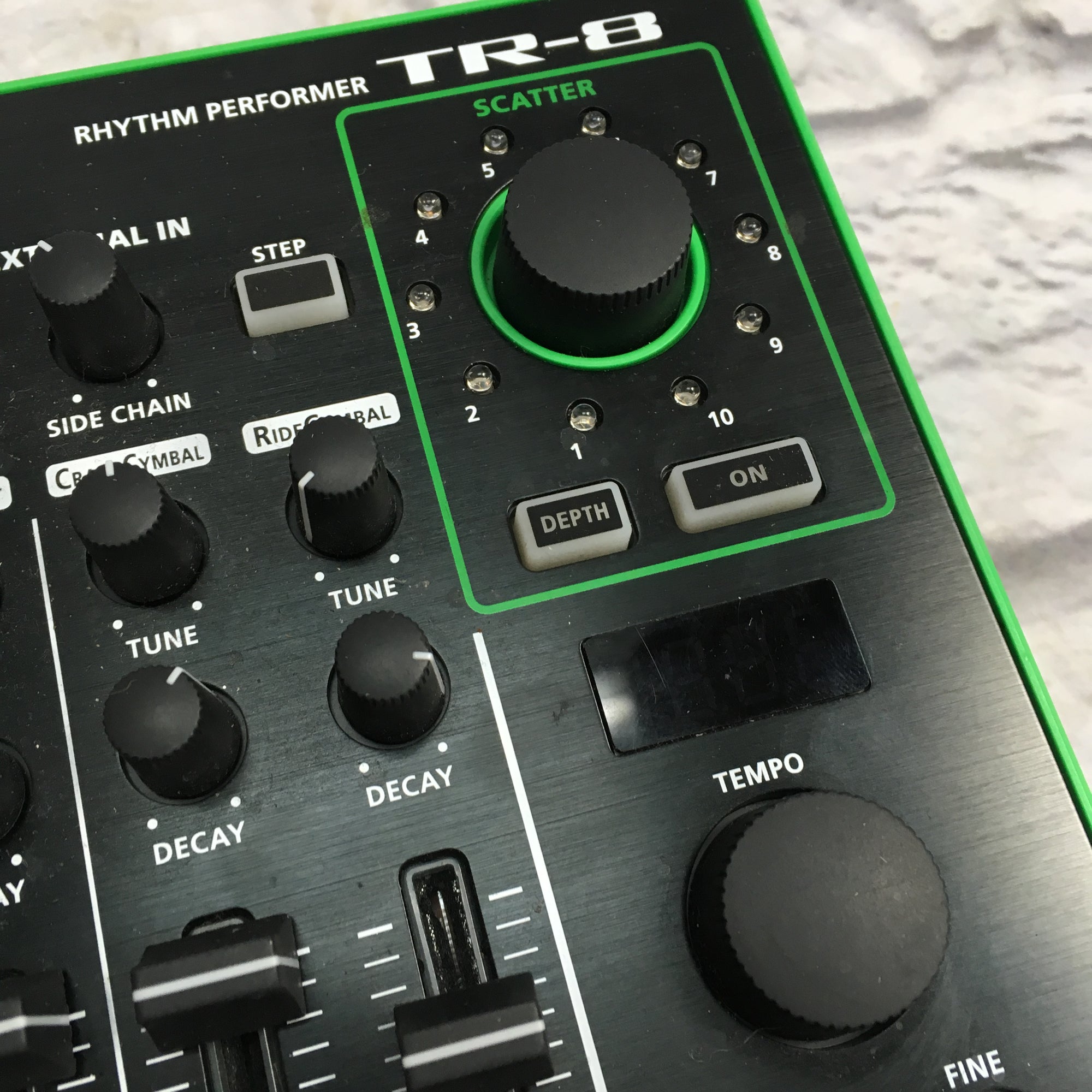 Roland AIRA TR-8 Rhythm Performer