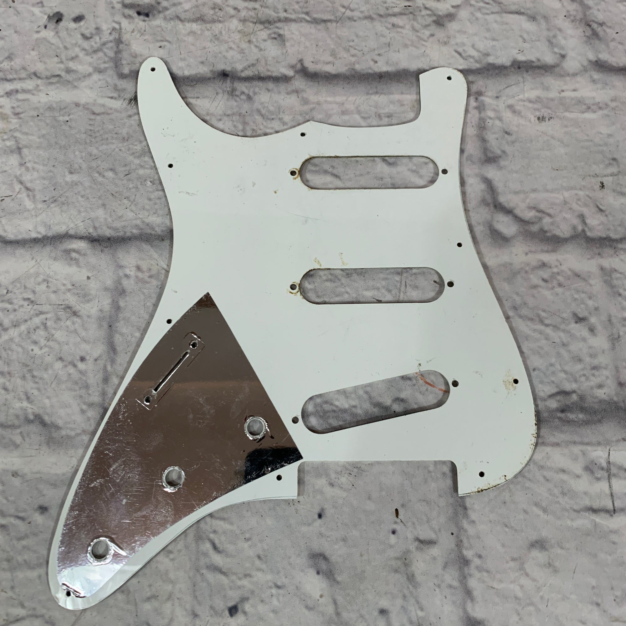 3 Single Coil Pickguard White