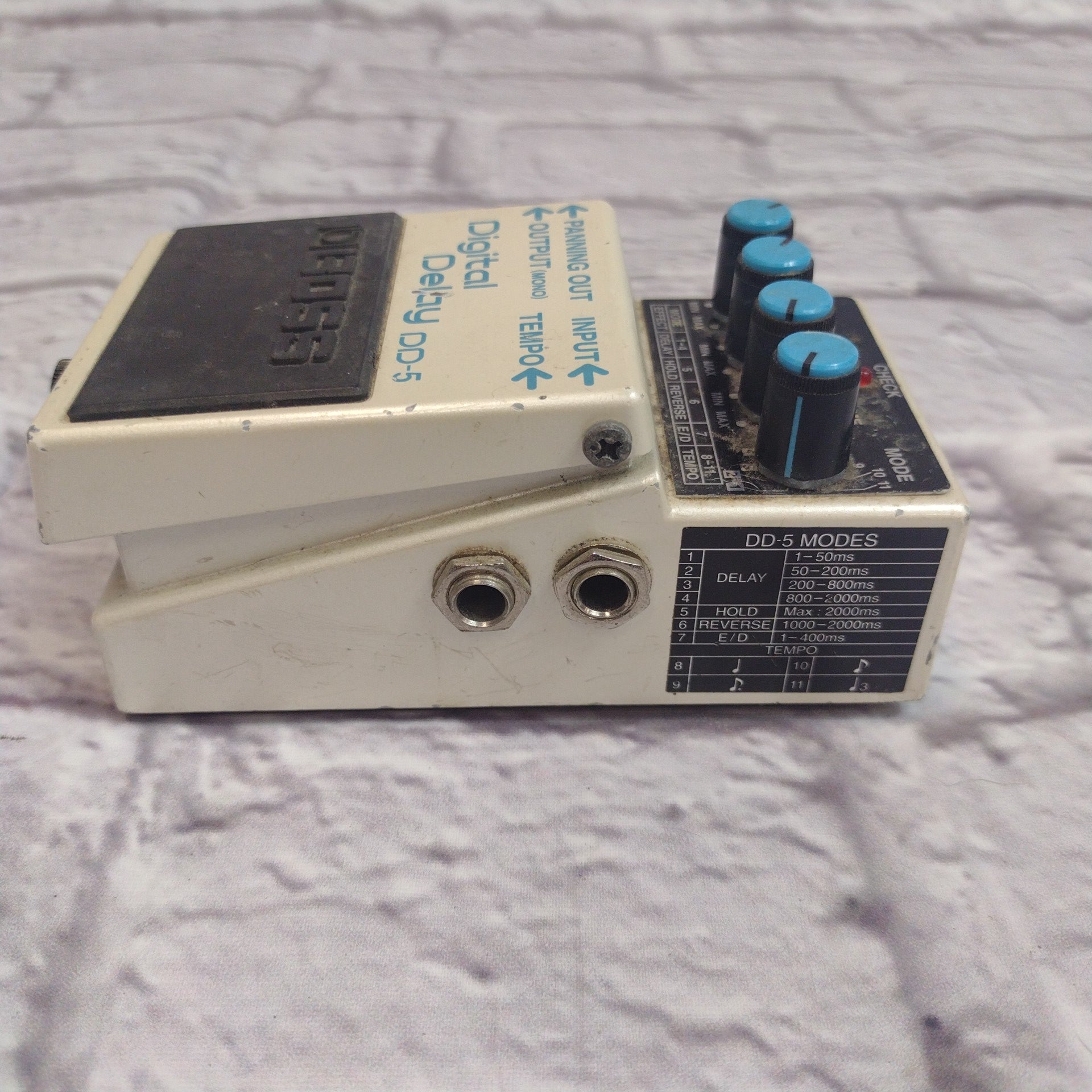 Boss DD-5 Digital Delay Peda - Evolution Music