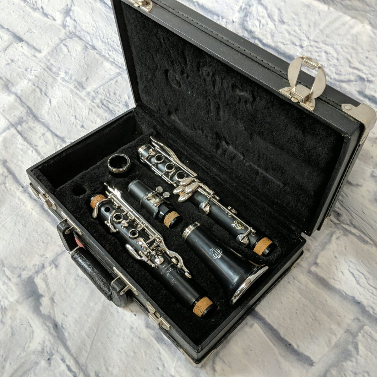 Vito 7214 Clarinet - Serviced and Ready to play! - 812400