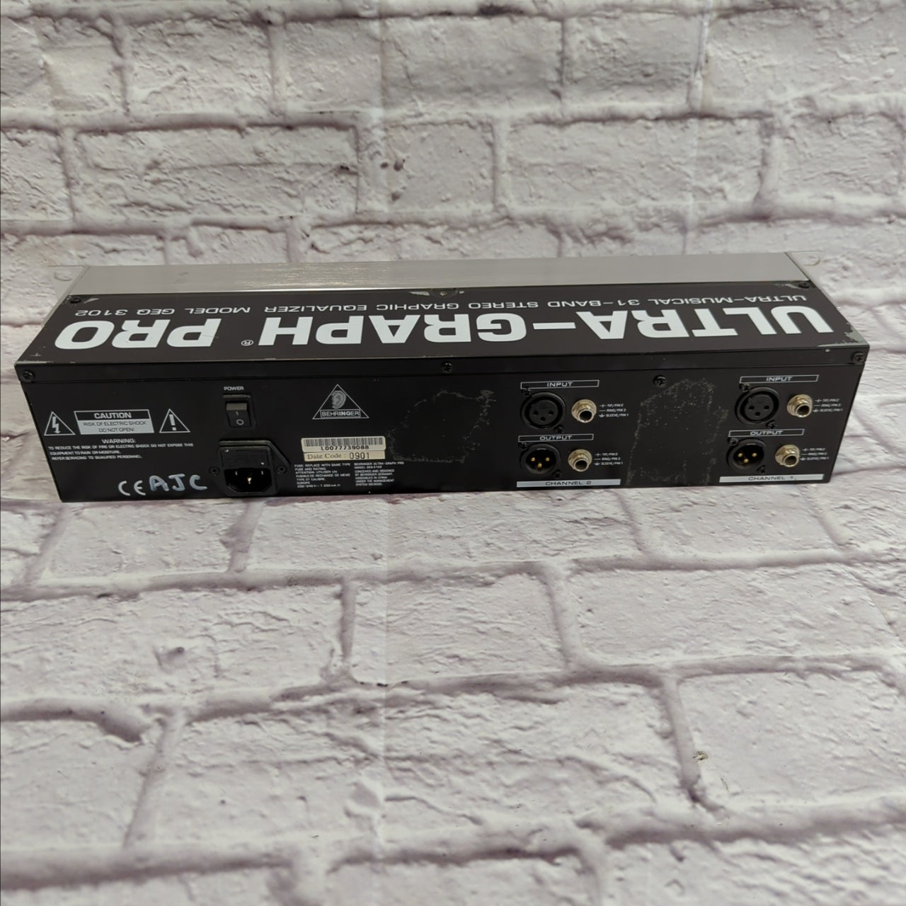 Behringer GEQ3102 Ultragraph Pro 31 Band Rack Equalizer