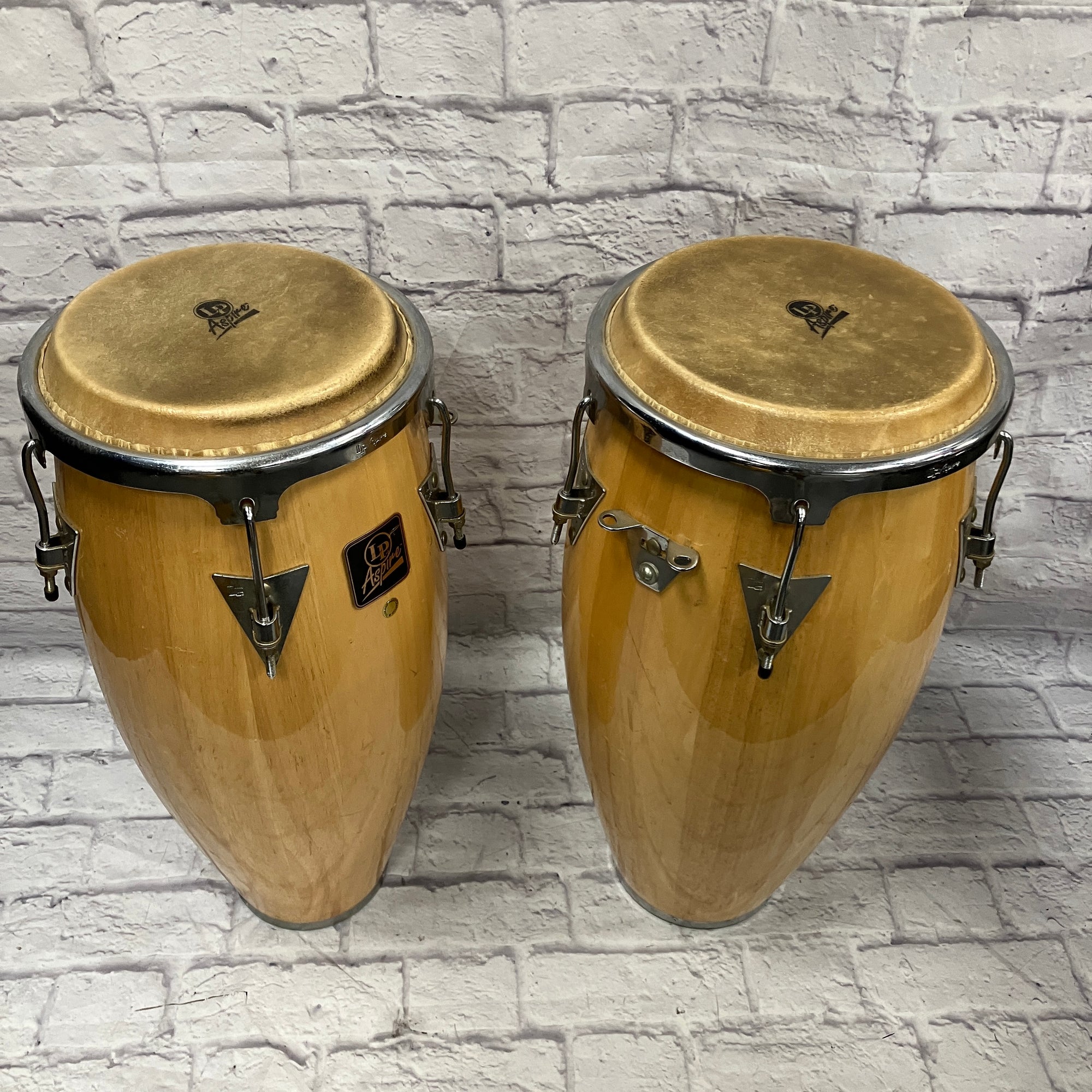 LP Latin Percussion Aspire Natural Finish Conga Pair