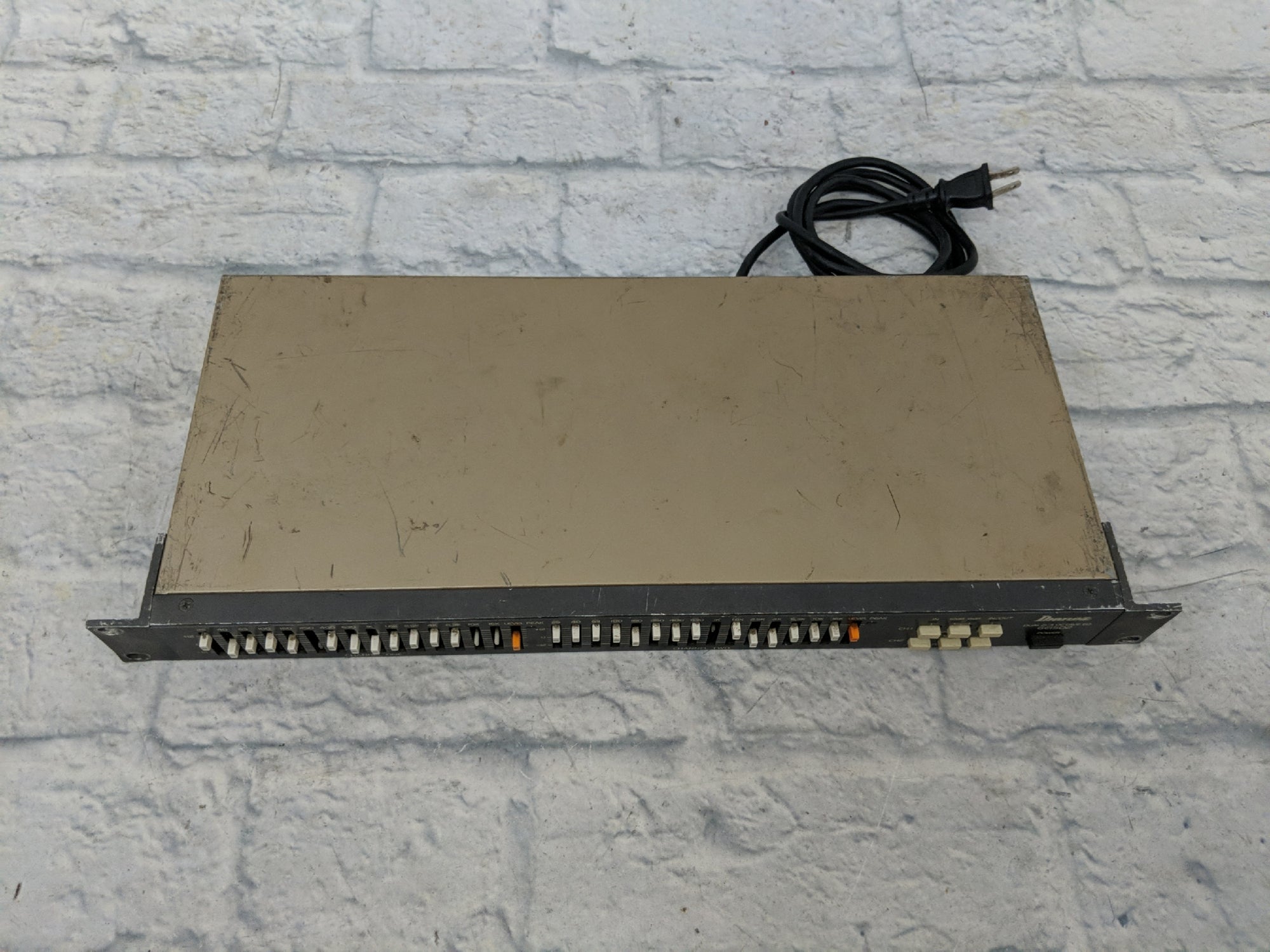 Behringer MiniFEX FEX800 Compact Multi-FX Processor