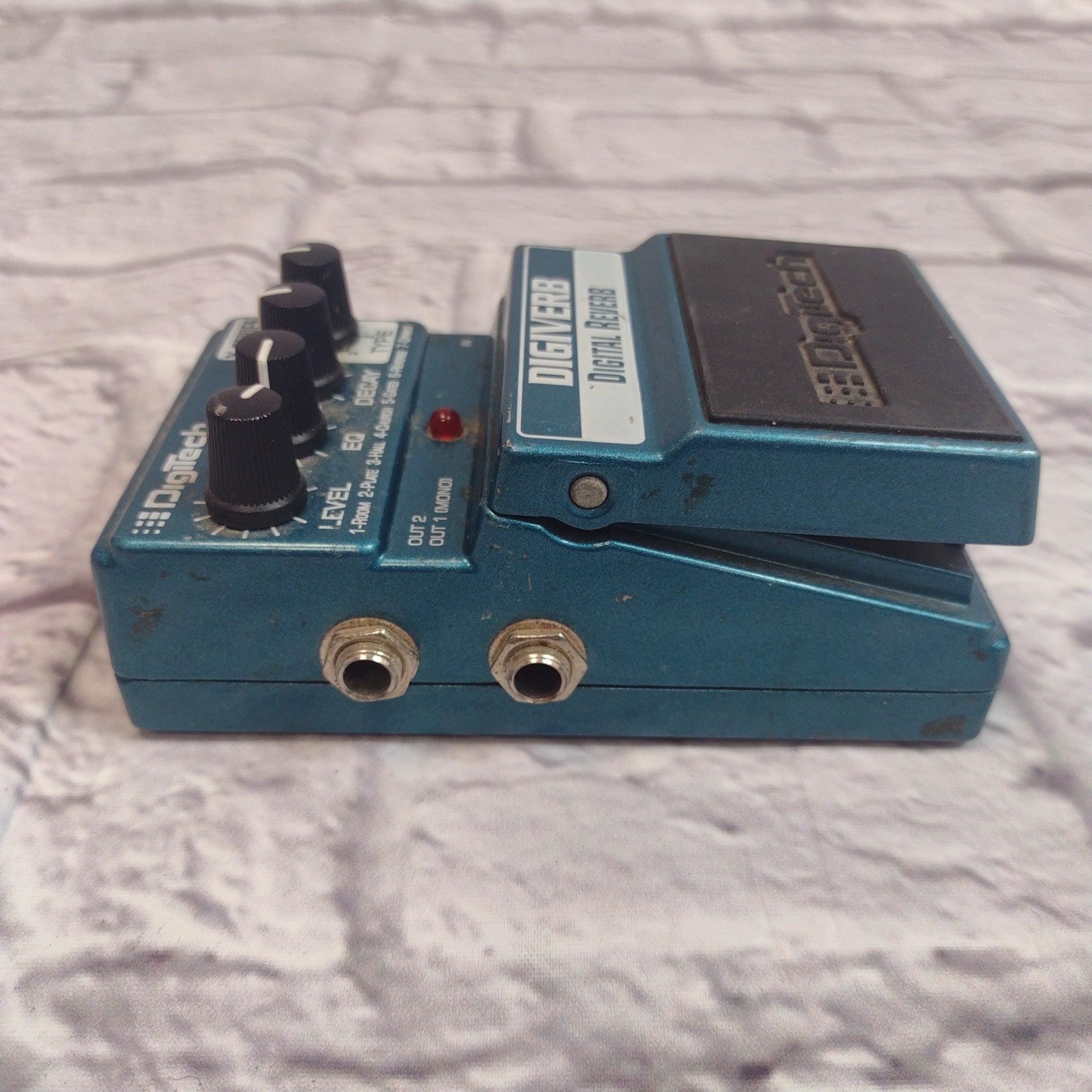 Digitech Digiverb Digital Reverb Pedal - Evolution Music